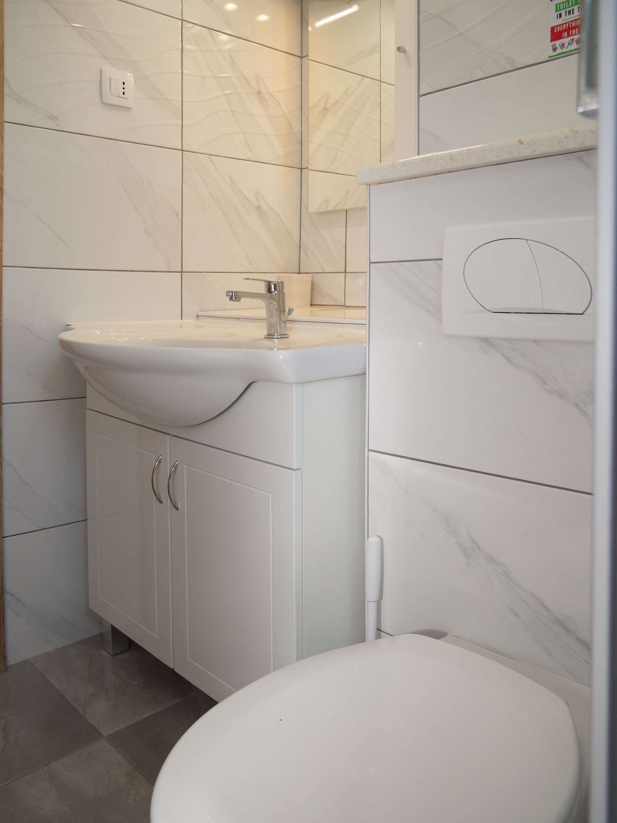 Three bedroom house with terrace Vinovac, Zagora  K