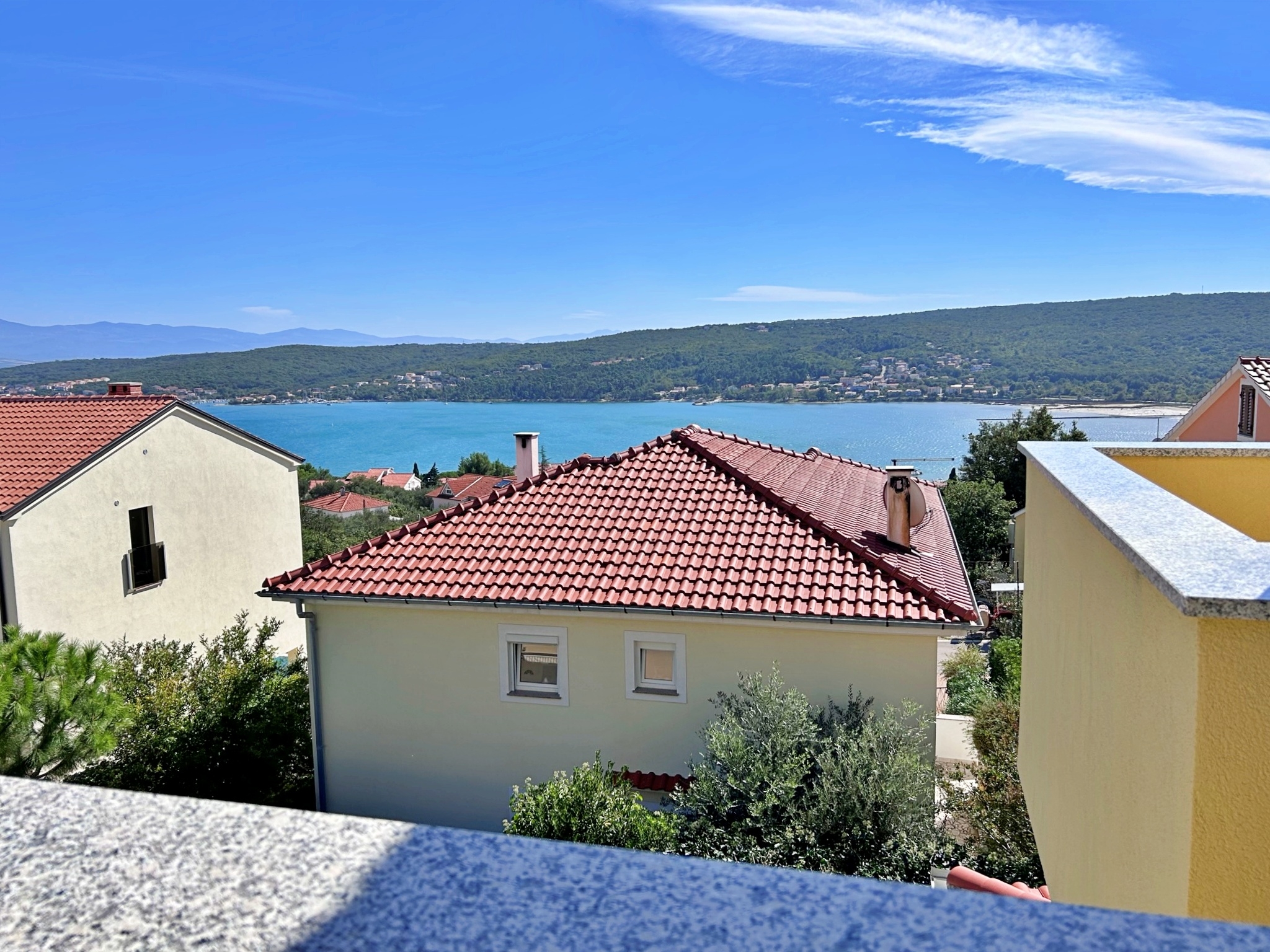 One bedroom apartment with balcony and sea view Čižići, Krk  A-d