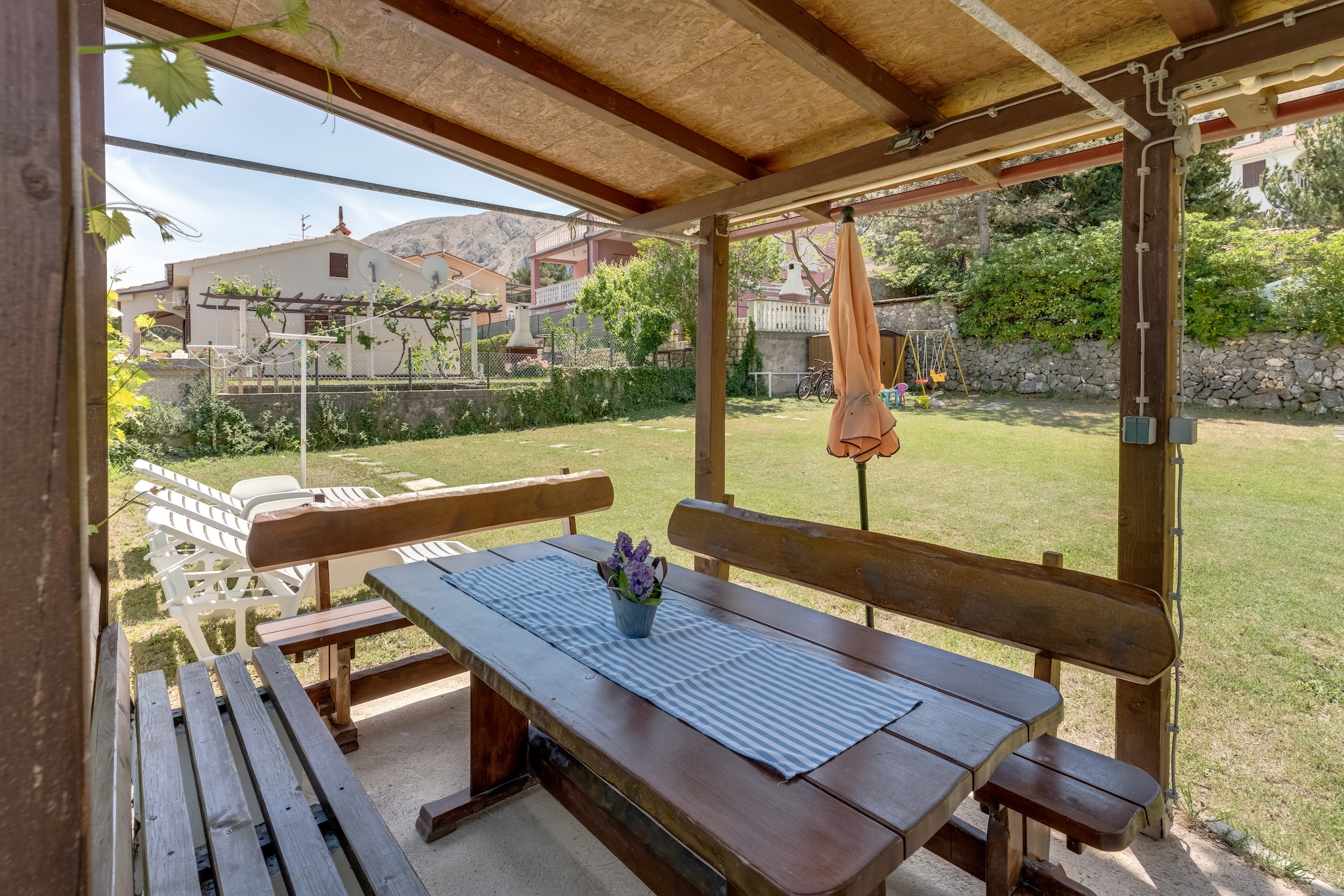 Two bedroom apartment with air-conditioning Baška, Krk (A-22048-a)