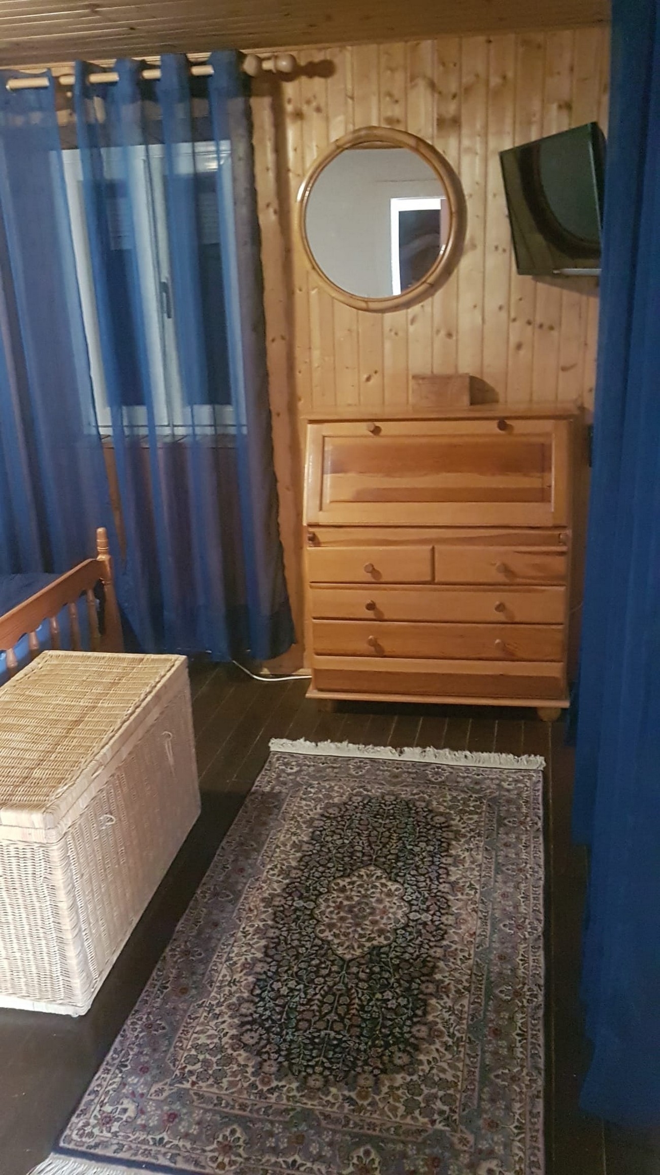 Three bedroom house with terrace Donje Selo, Šolta  K