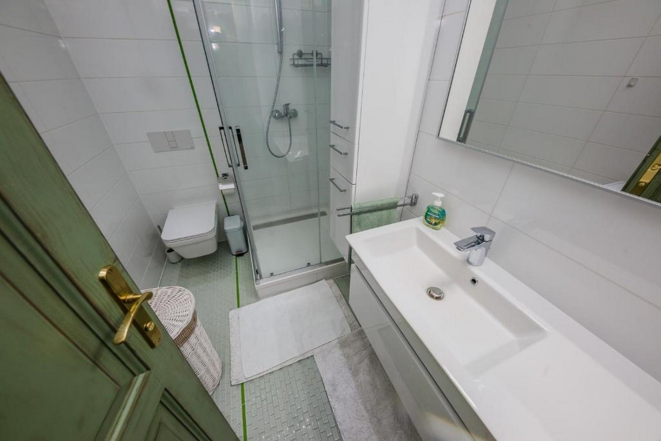 Two bedroom apartment with balcony and sea view Kaštel Novi, Kaštela  A-a