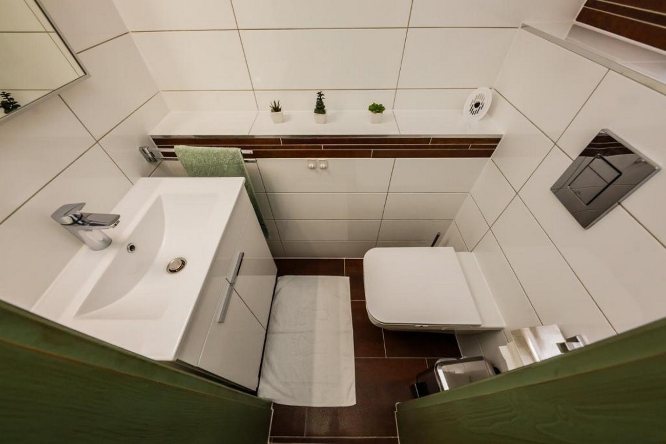 Two bedroom apartment with balcony and sea view Kaštel Novi, Kaštela  A-a