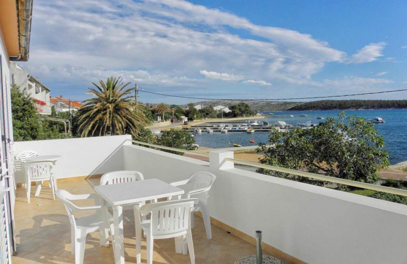 Top Rab Barbat Top Rab Barbat