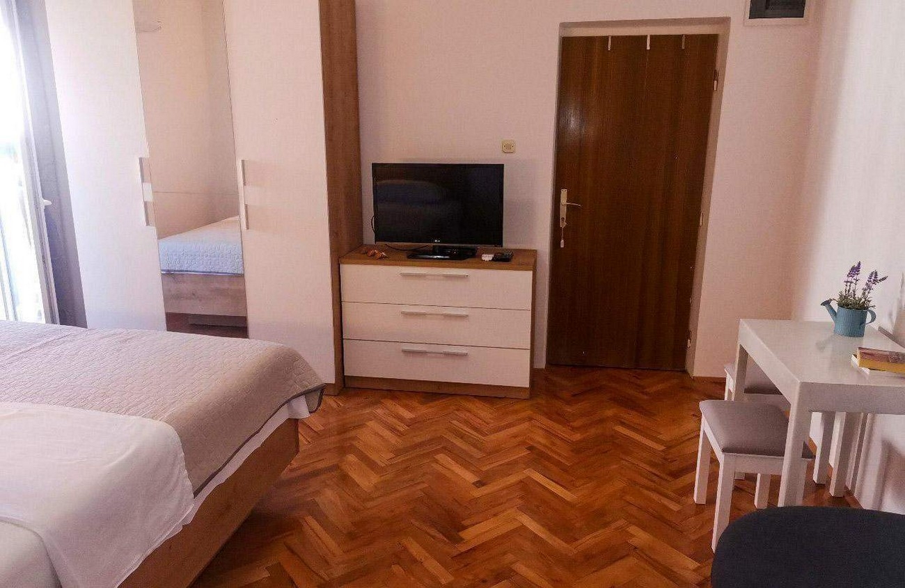 Top Rab Barbat Top Rab Barbat