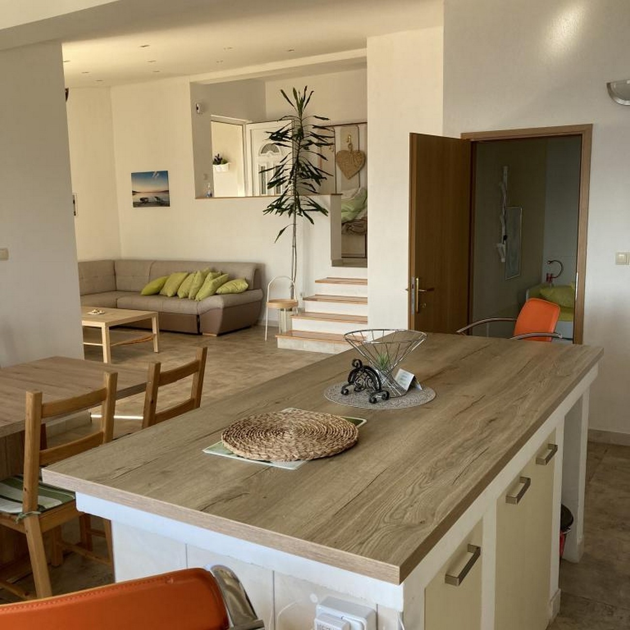 Three bedroom apartment with terrace and sea view Lokva Rogoznica, Omiš  A-c