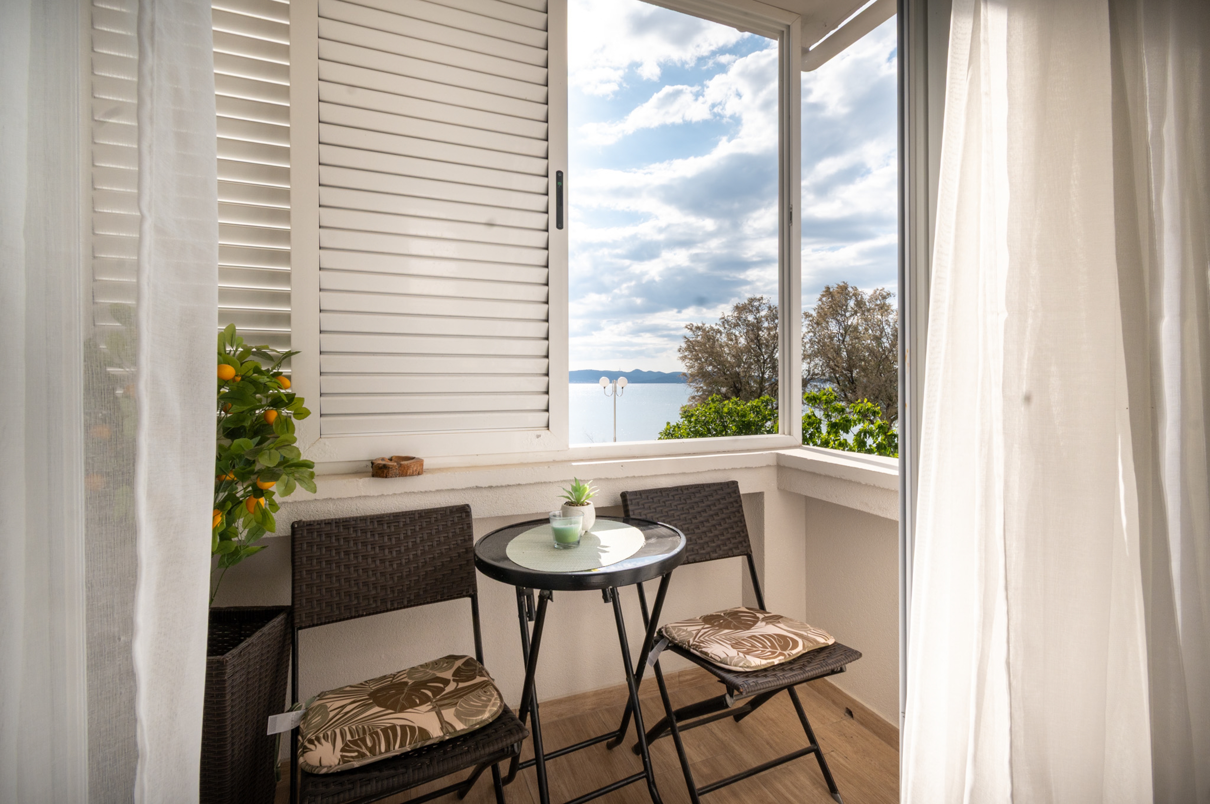 Two bedroom apartment near beach Bibinje, Zadar  A-a