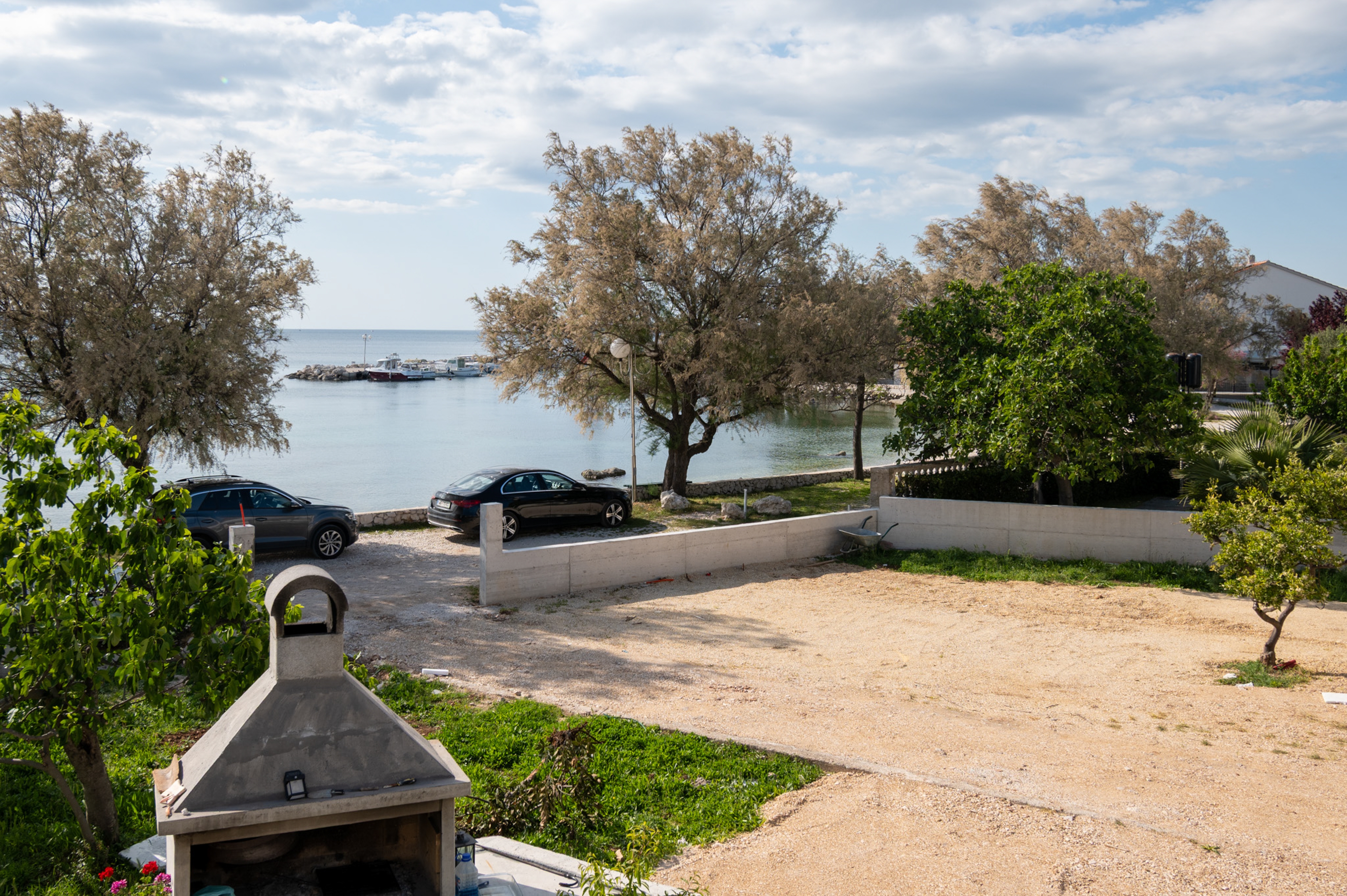 Two bedroom apartment near beach Bibinje, Zadar  A-a