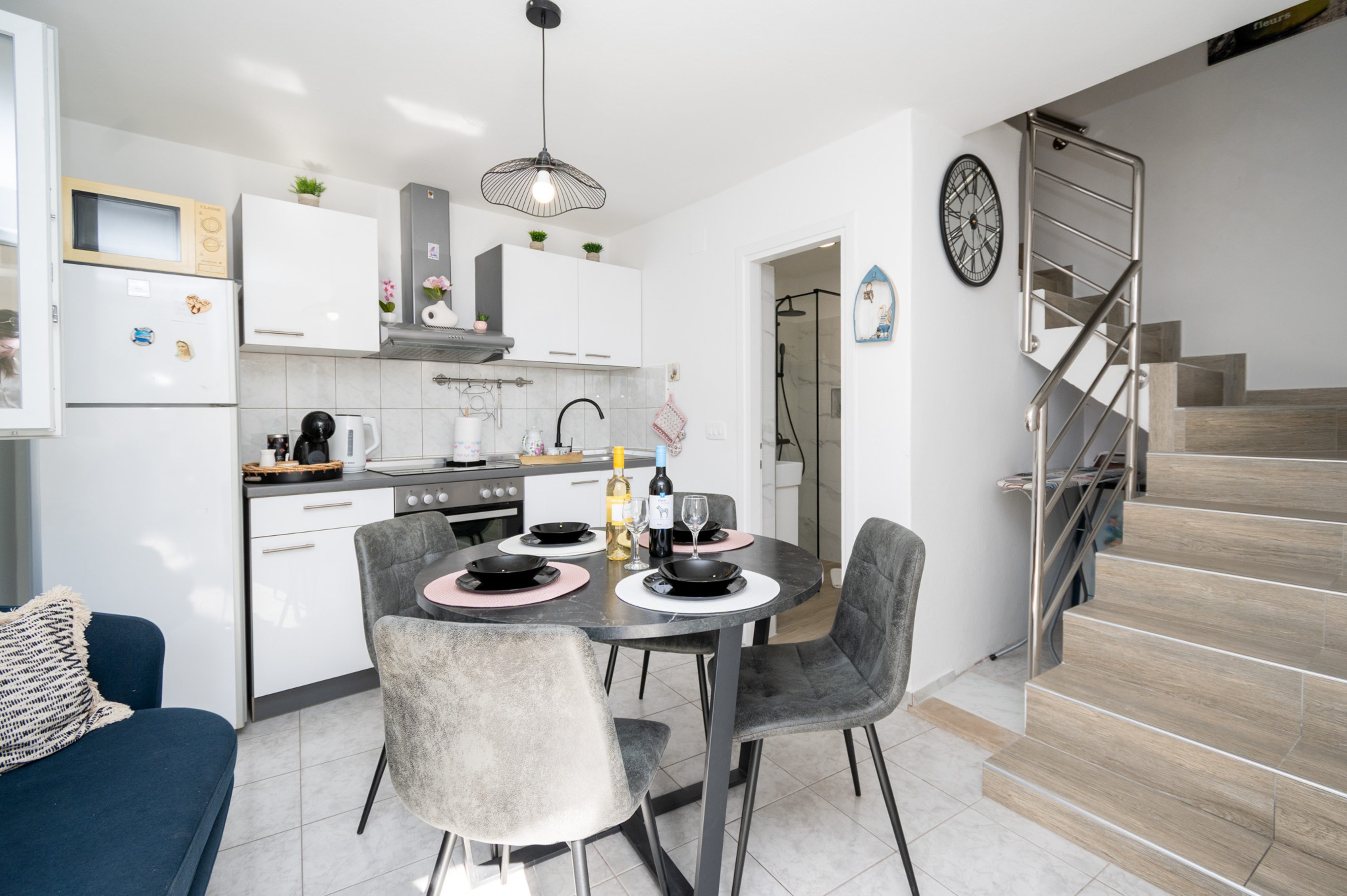 Two bedroom apartment near beach Bibinje, Zadar  A-a
