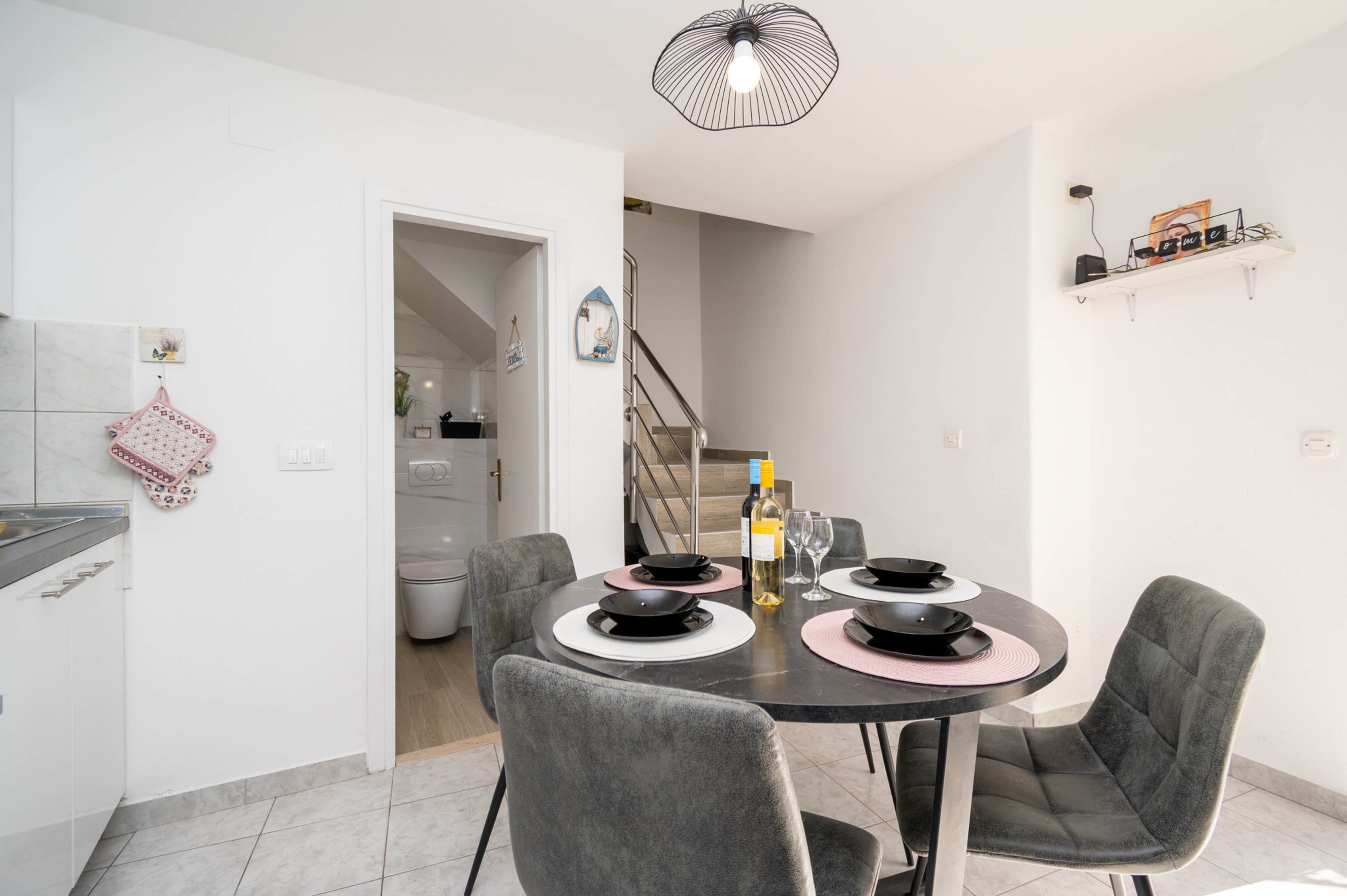Two bedroom apartment near beach Bibinje, Zadar  A-a