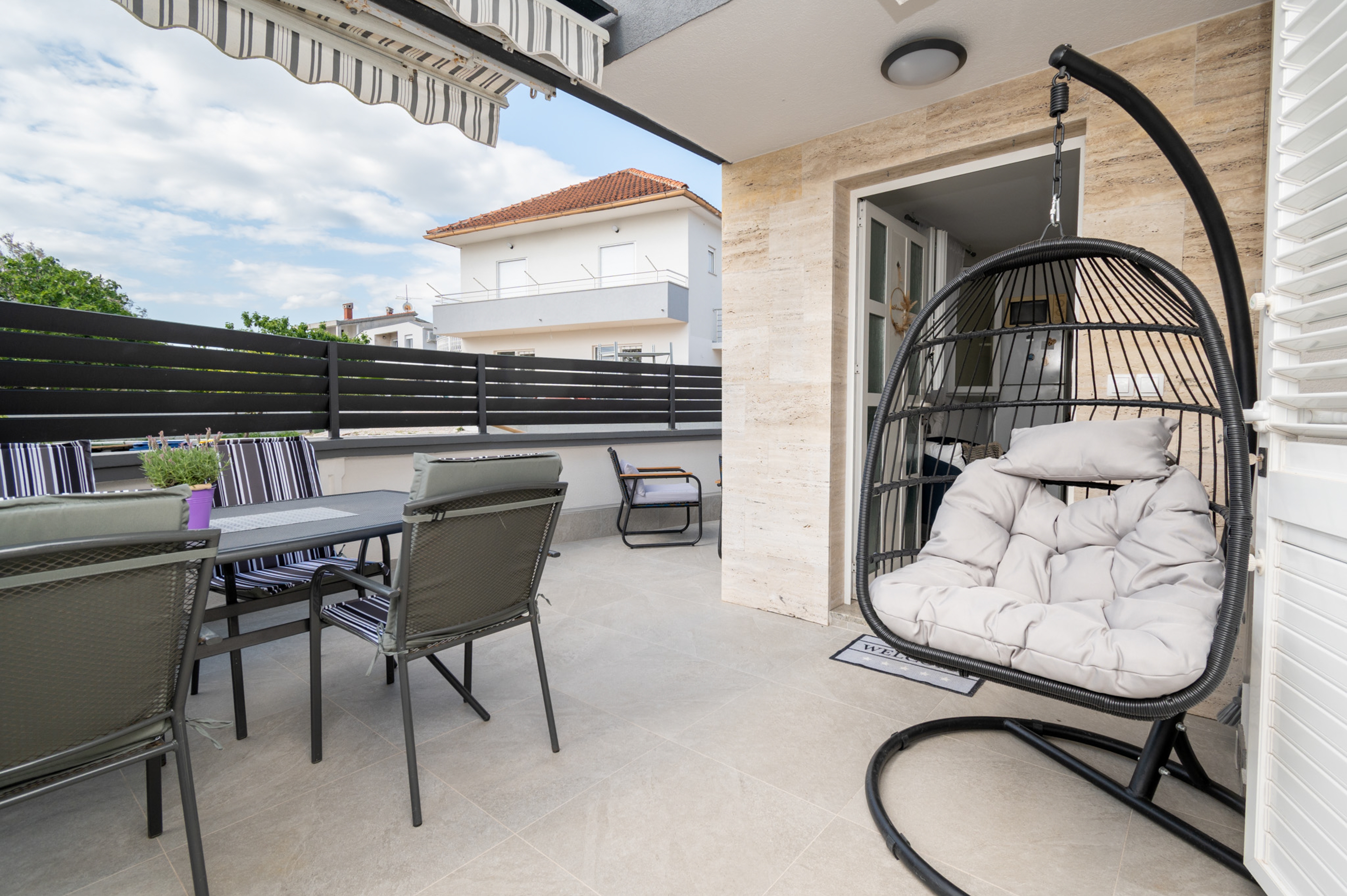 Two bedroom apartment near beach Bibinje, Zadar  A-a