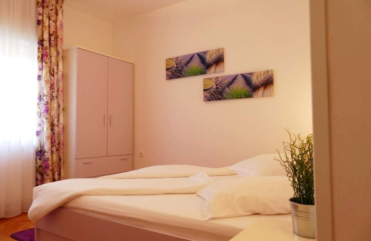 Top Rab Barbat Top Rab Barbat