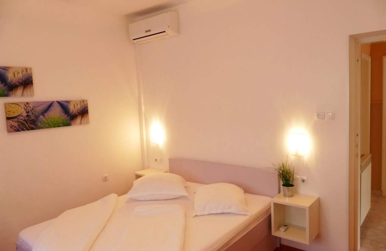 Top Rab Barbat Top Rab Barbat