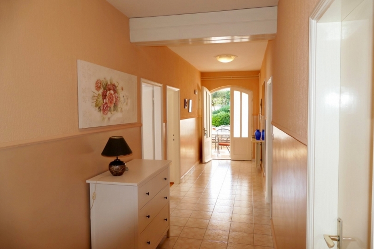 Three bedroom house with terrace Barbat, Rab  K