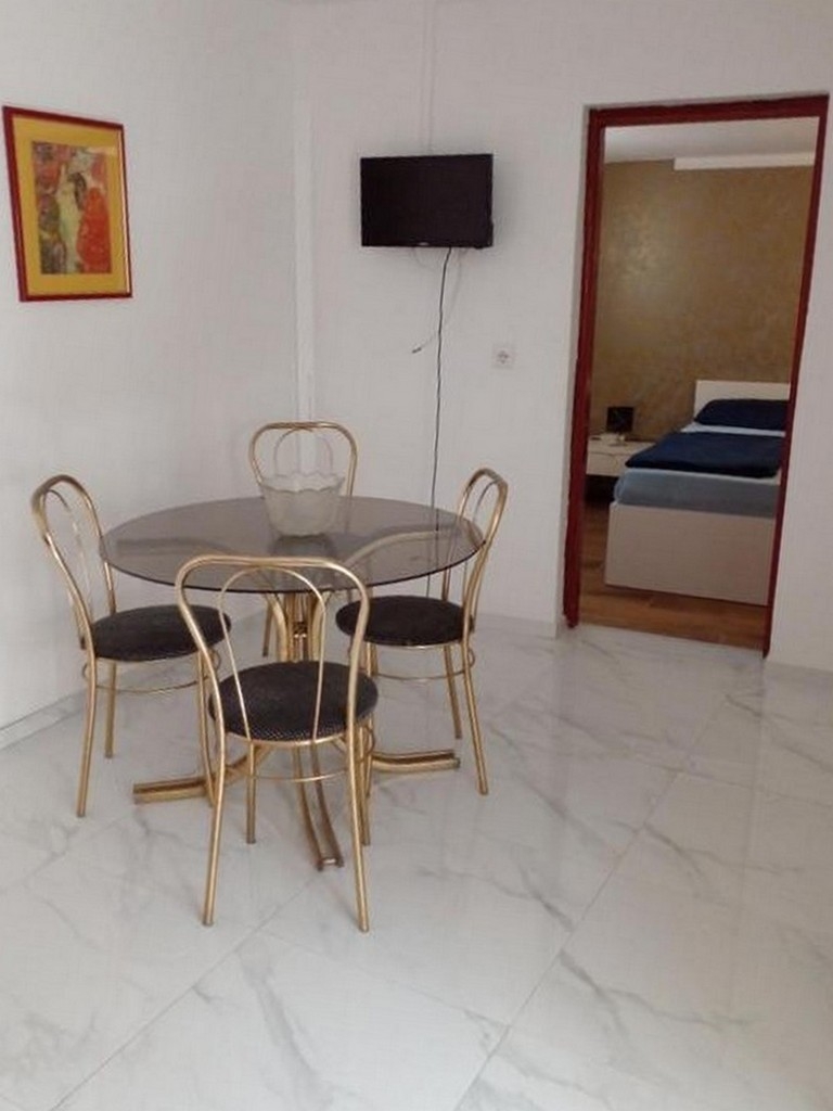 One bedroom apartment with terrace Vir - Lozice, Vir (A-22083-b)