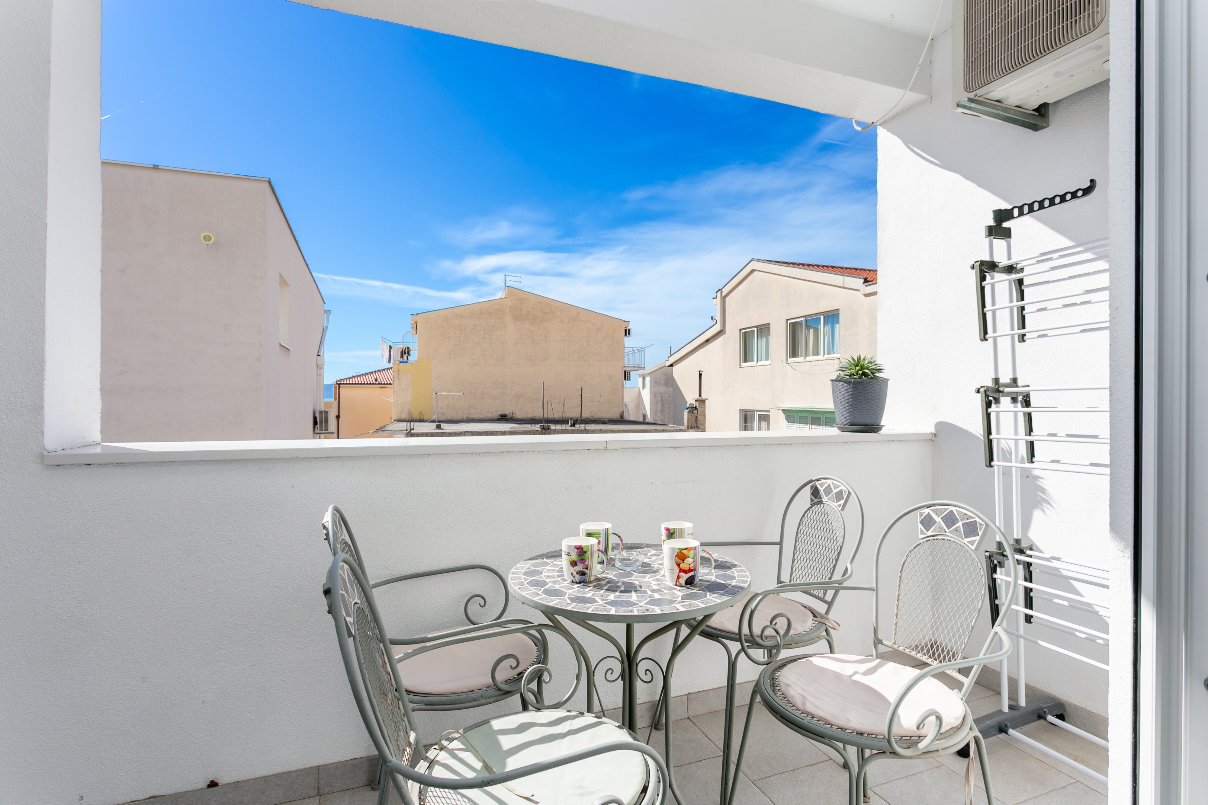 Studio flat with terrace Tučepi, Makarska (AS-22086-a) Studio flat with terrace Tučepi, Makarska (AS-22086-a)