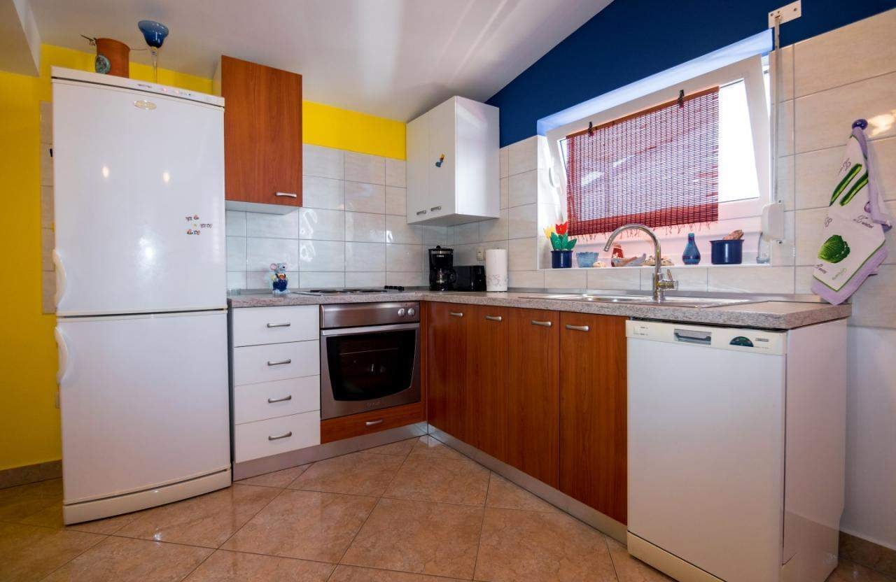 Top Rab Barbat Top Rab Barbat