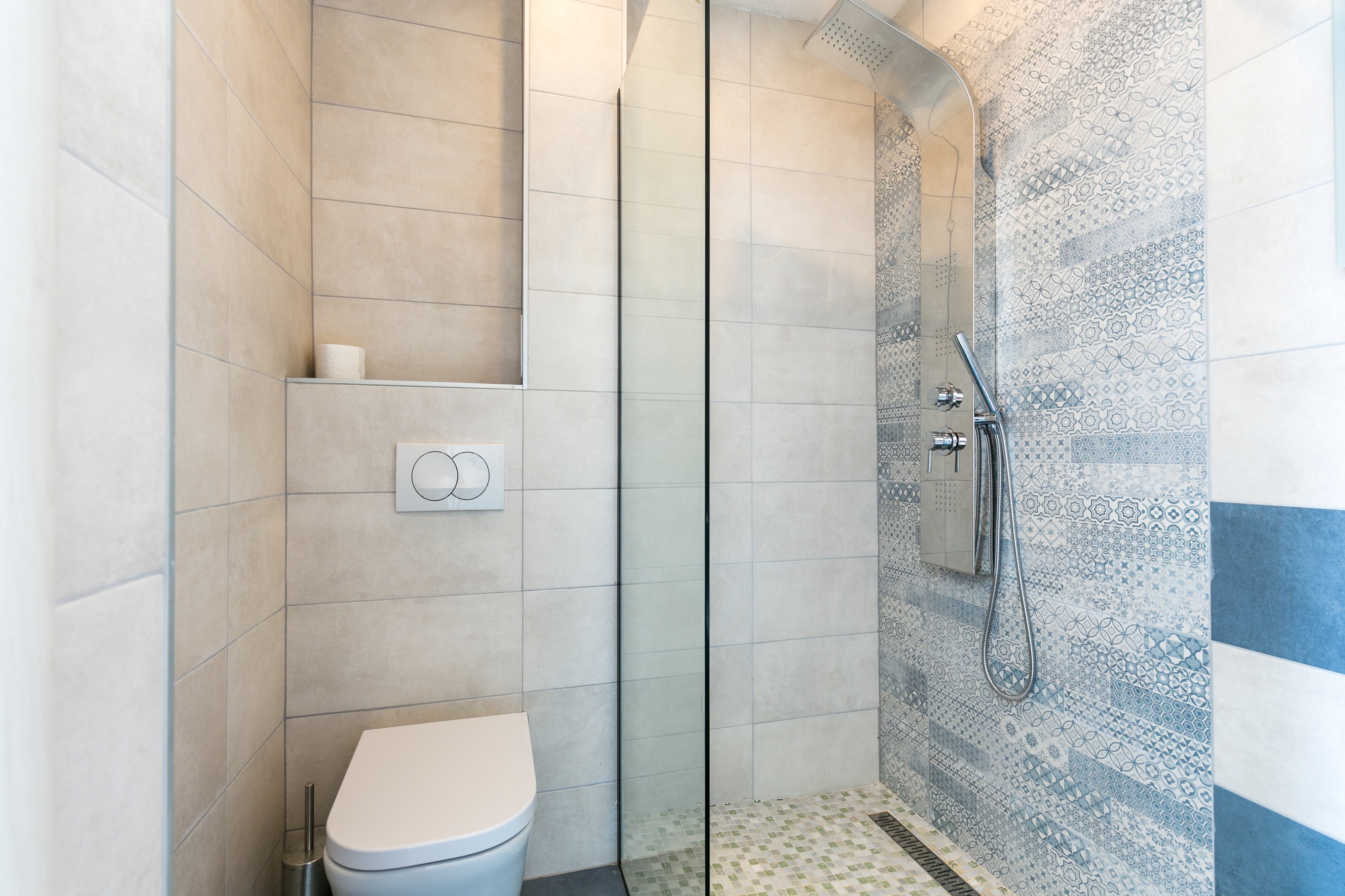 Two bedroom house with terrace and sea view Seget Donji, Trogir  K