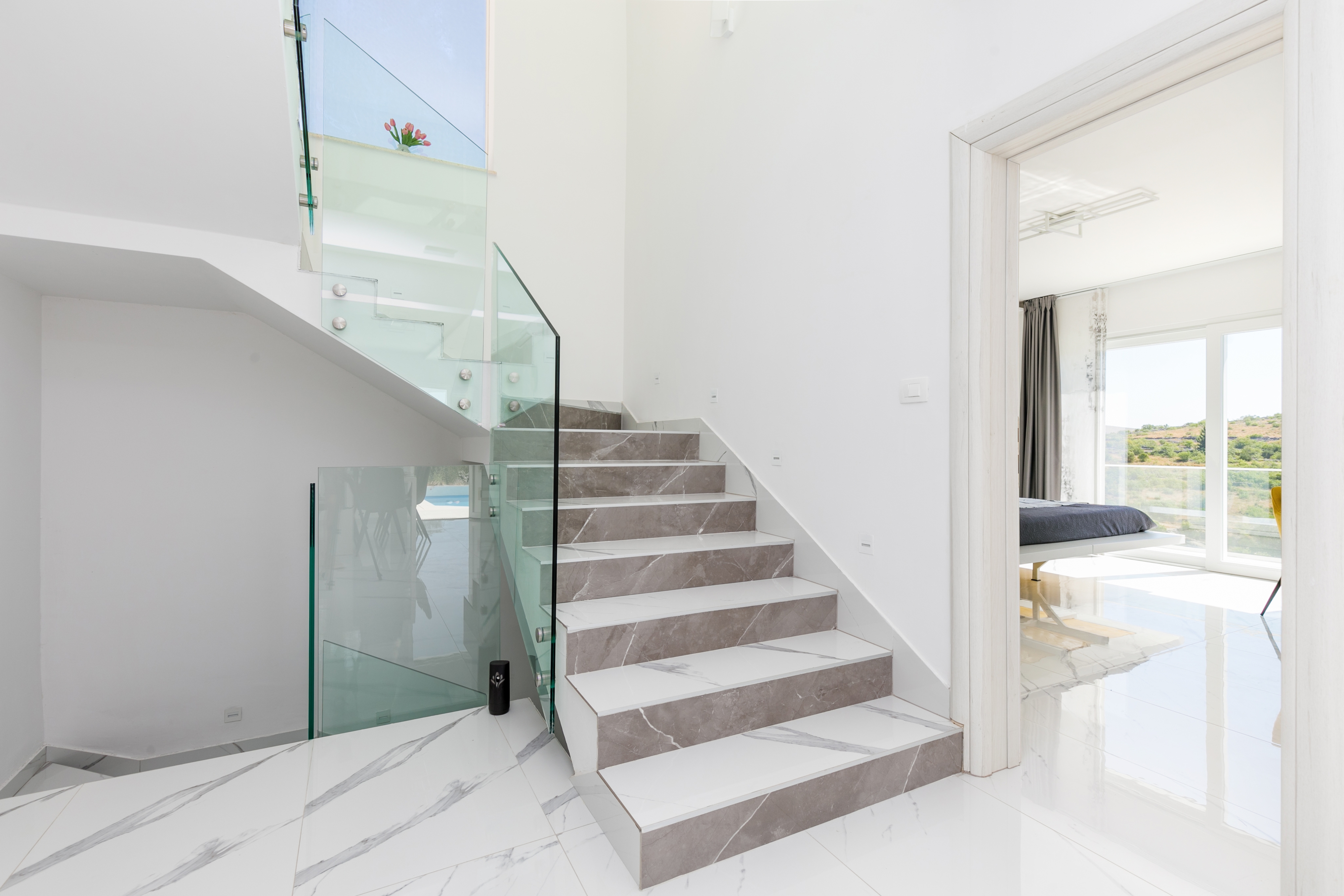 Two bedroom house with terrace and sea view Seget Donji, Trogir  K