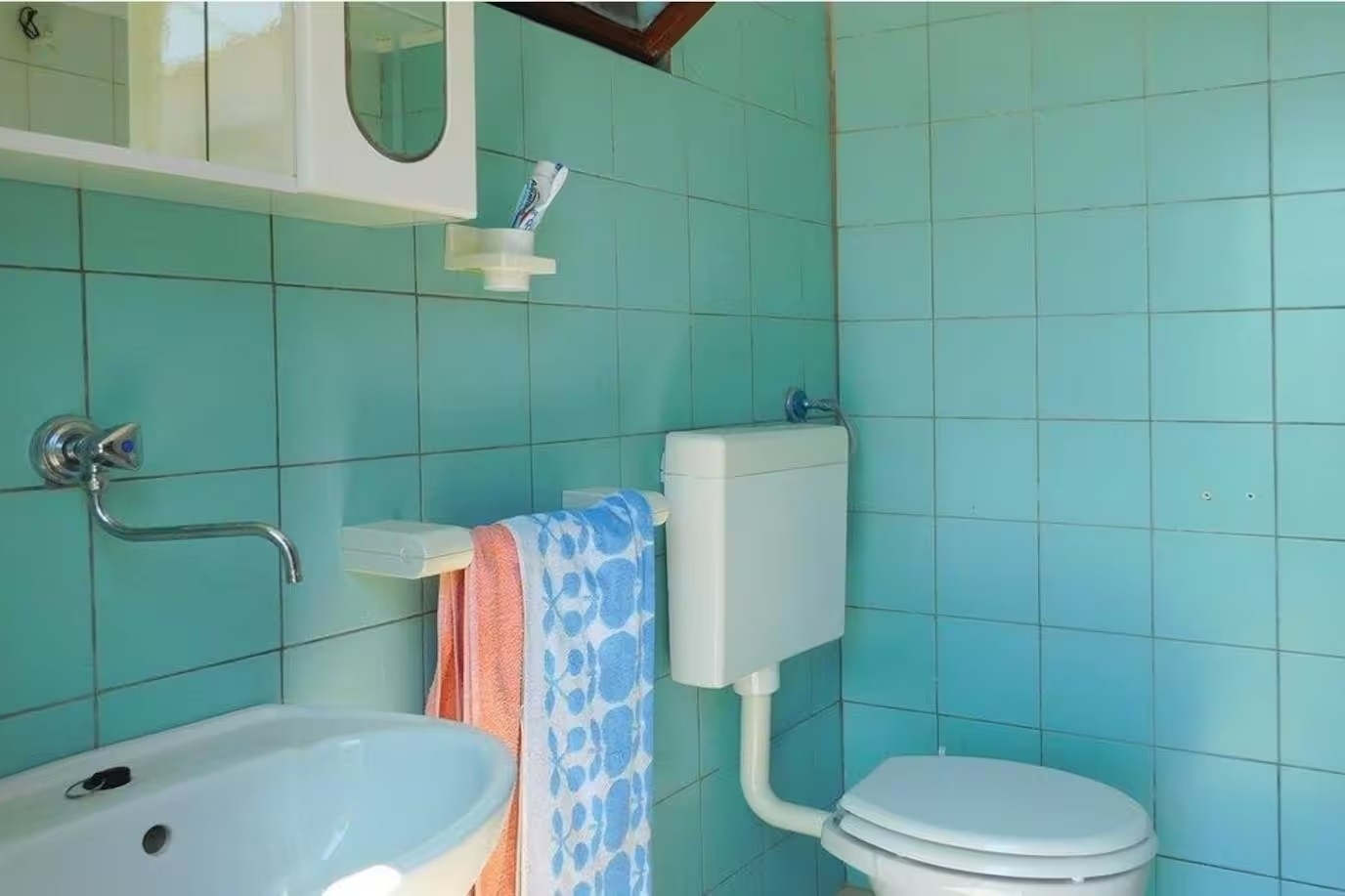 Three bedroom house near beach Cove Srhov Dolac, Hvar  K