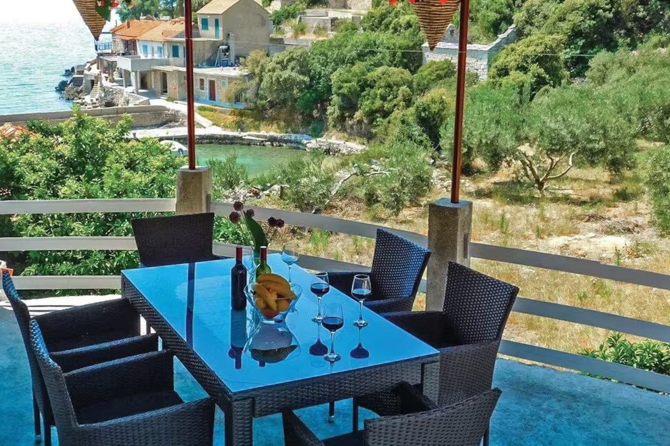 Three bedroom house near beach Cove Srhov Dolac, Hvar  K