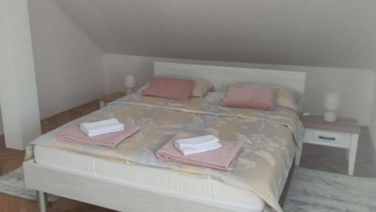 Two bedroom apartment with terrace Slunj, Plitvice  A-a