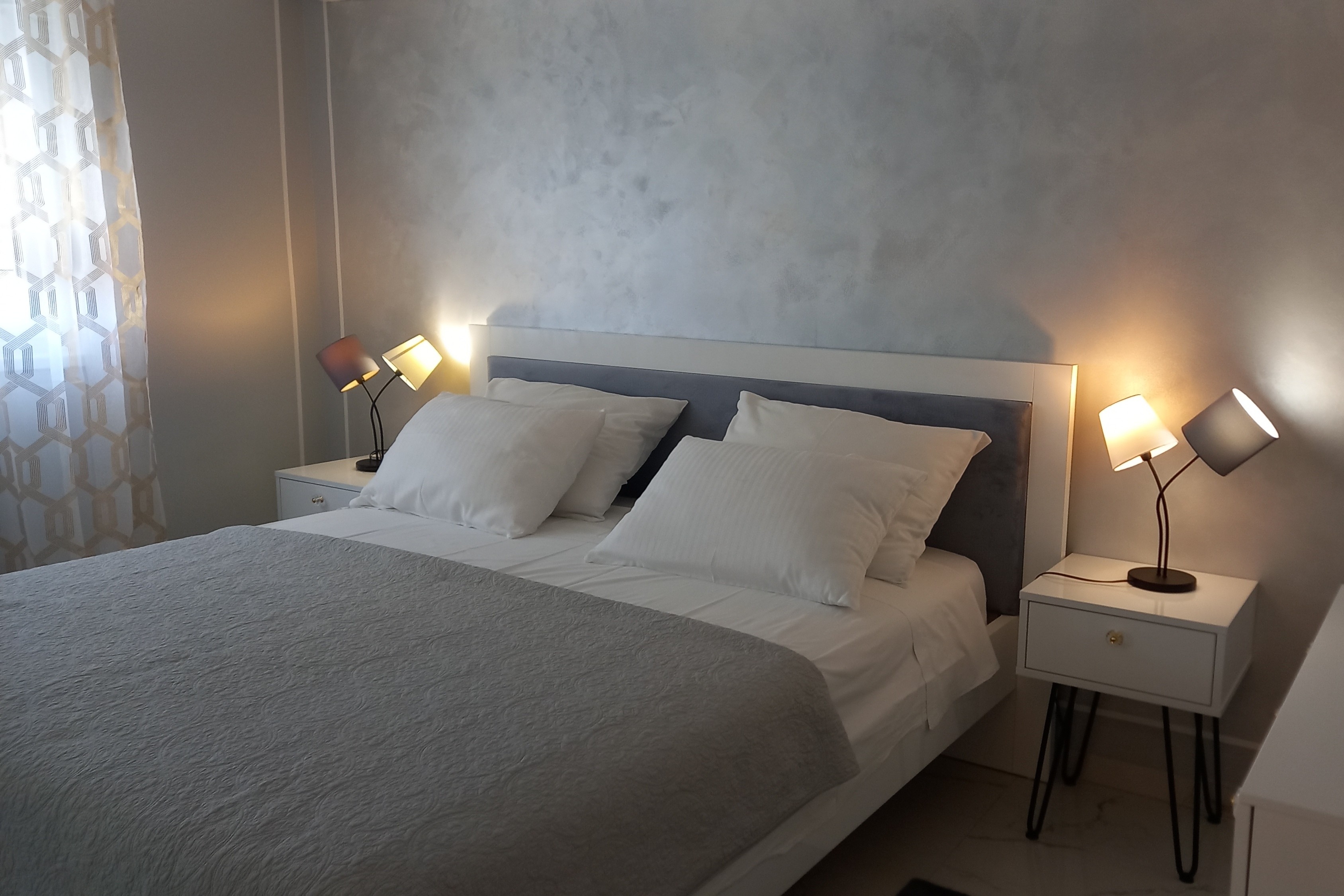 Dvosobni apartman s balkonom i pogledom na more Zadar  A-a