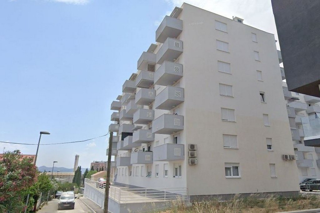 Dvosobni apartman s balkonom i pogledom na more Zadar  A-a