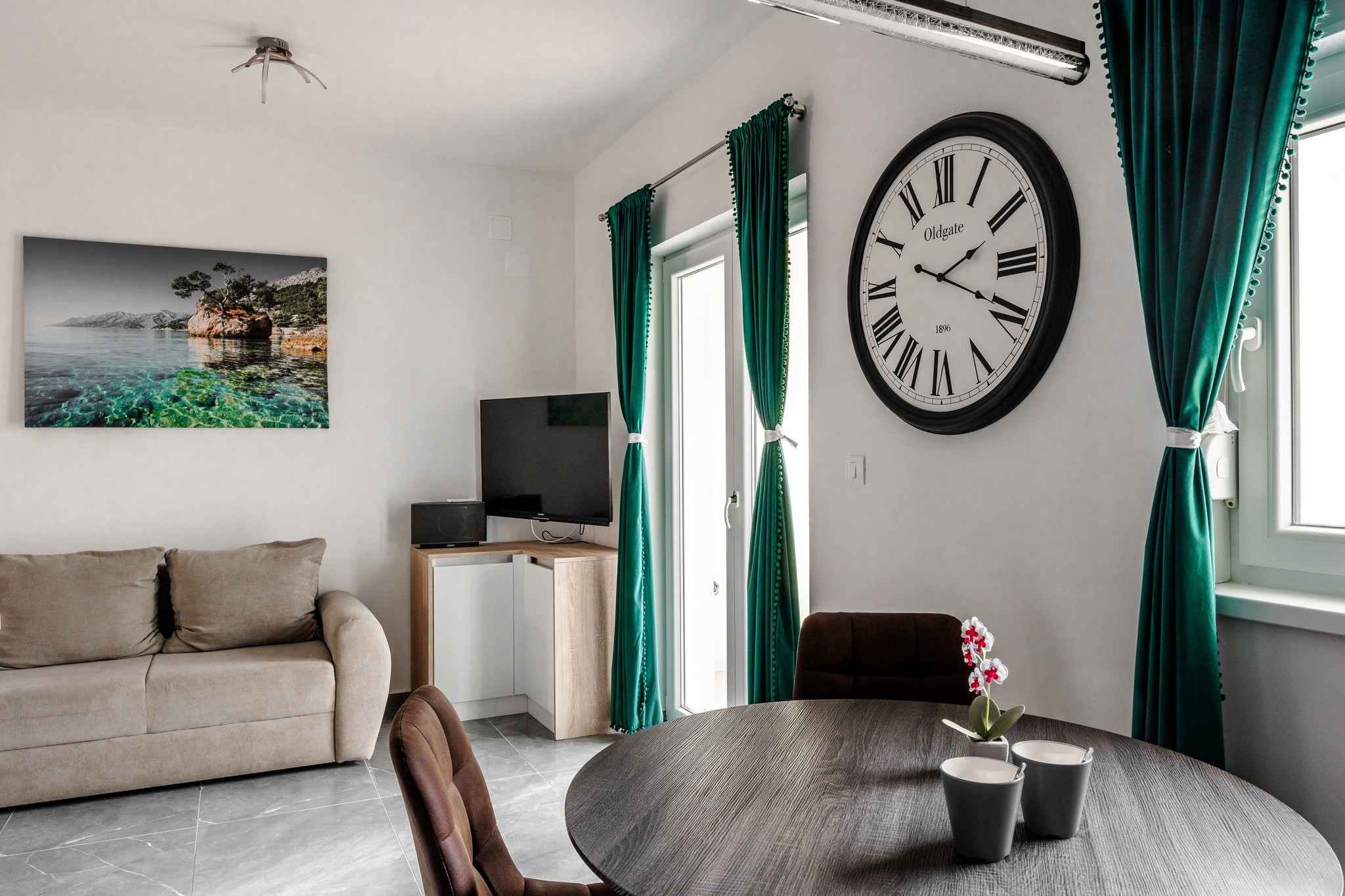 One bedroom apartment near beach Vir  A-a