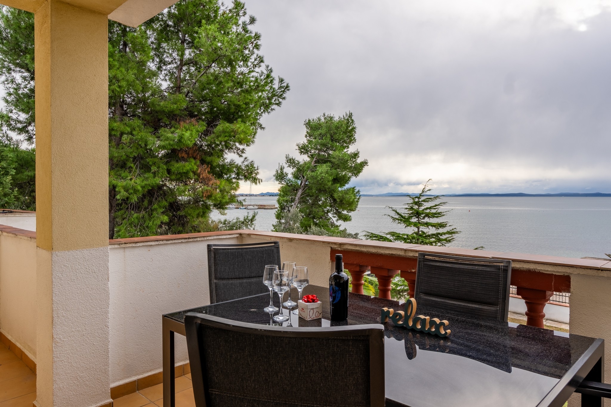 One bedroom apartment near beach Vir  A-d