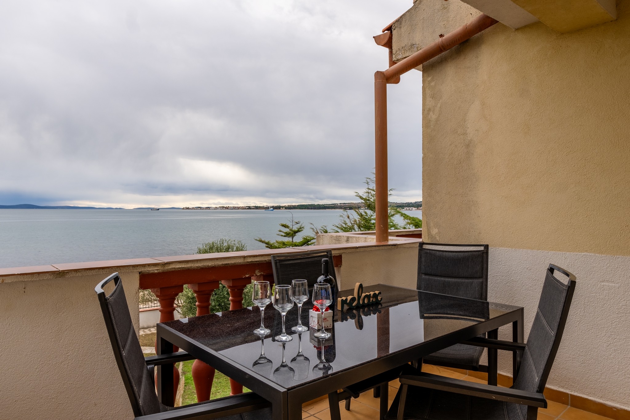 One bedroom apartment near beach Vir  A-d