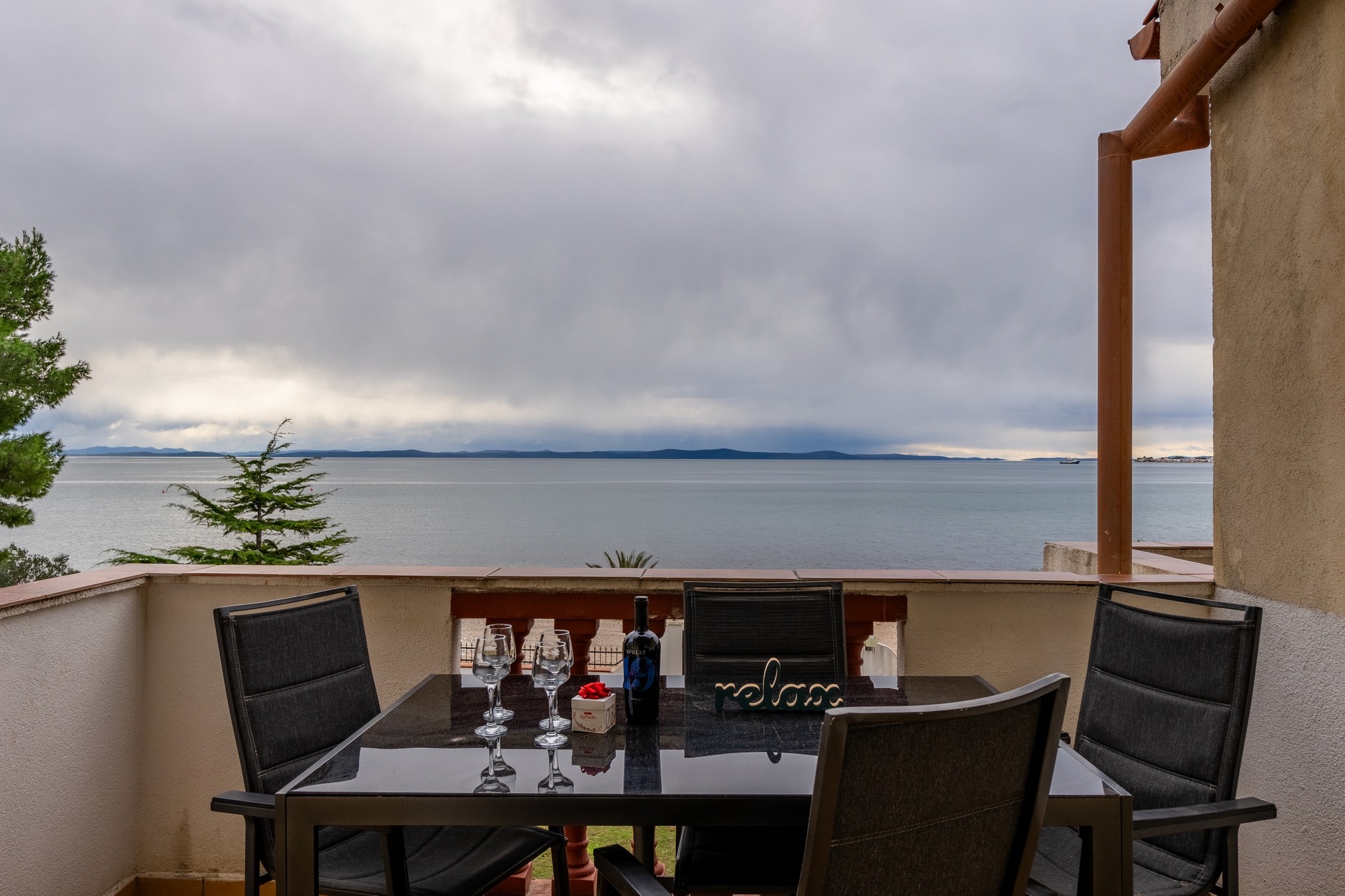 One bedroom apartment near beach Vir  A-d