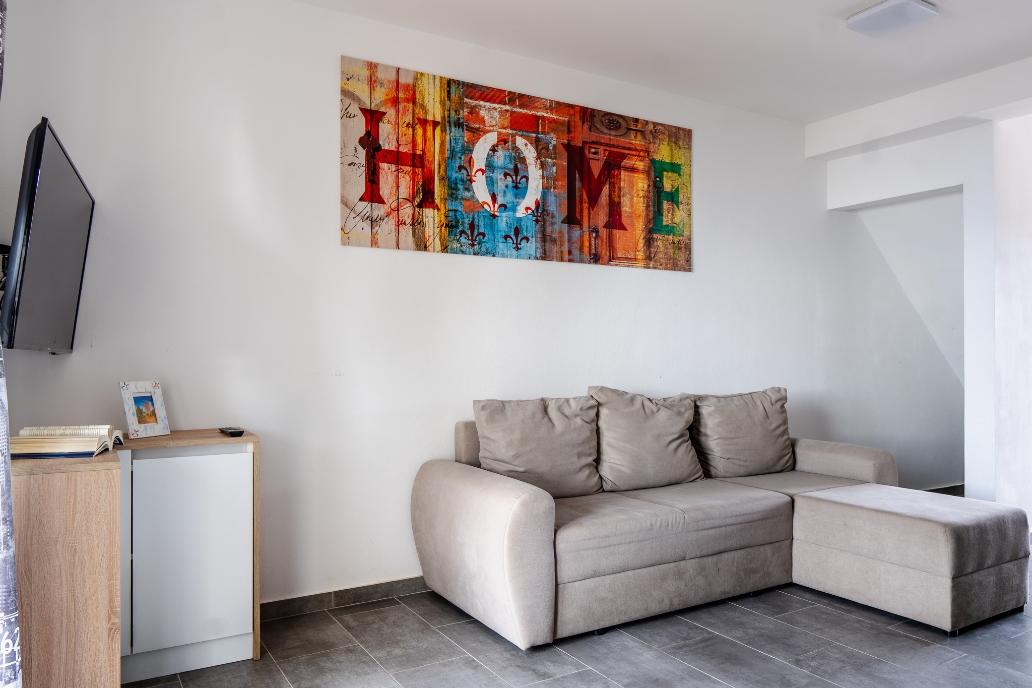 One bedroom apartment near beach Vir  A-d