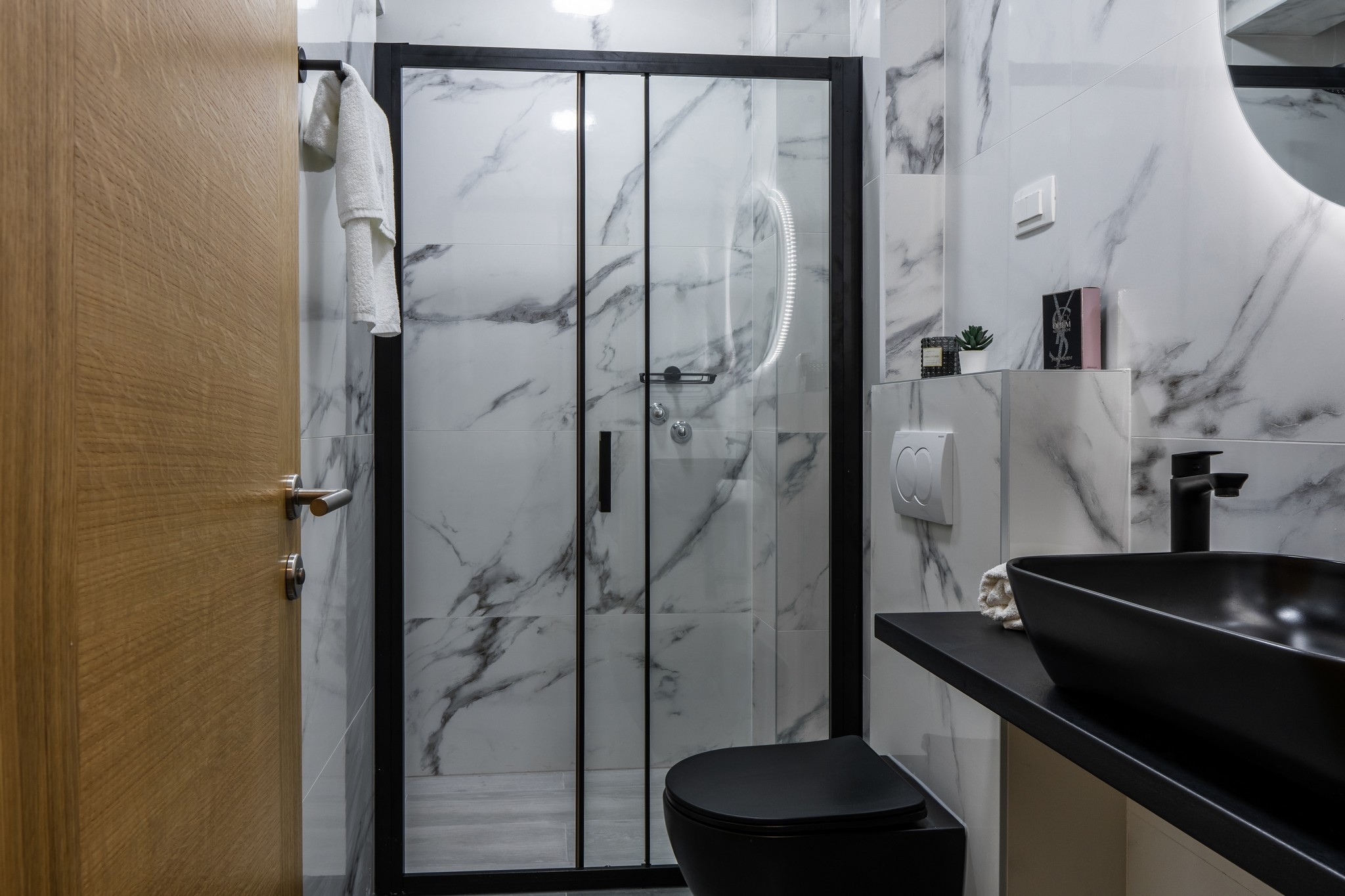 One bedroom apartment near beach Vir  A-f