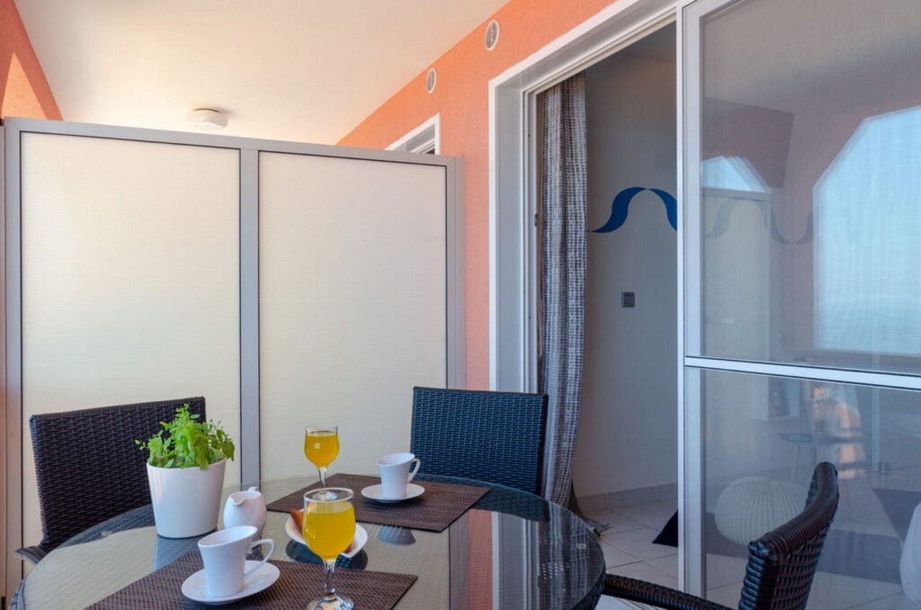 One bedroom apartment near beach Prigradica, Korčula  A-b