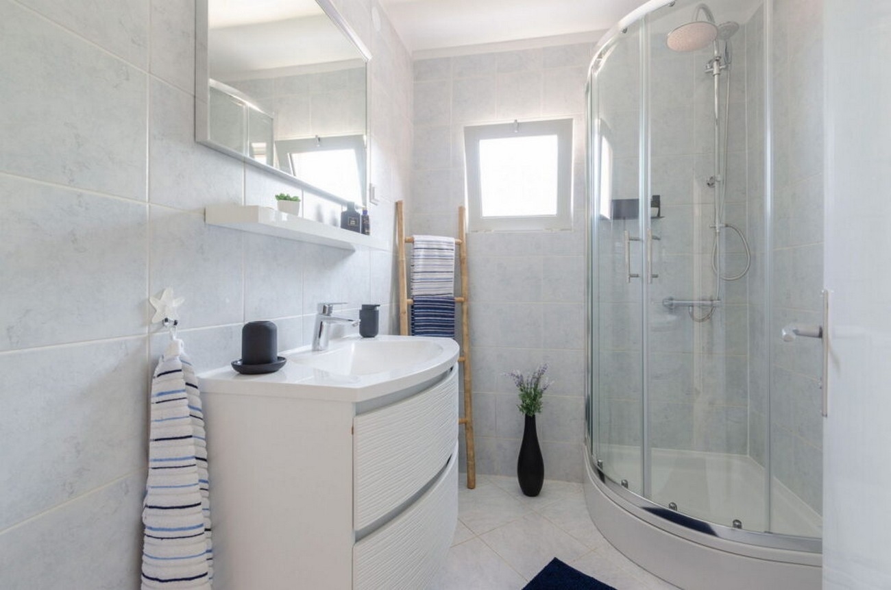 Two bedroom apartment near beach Prigradica, Korčula  A-a