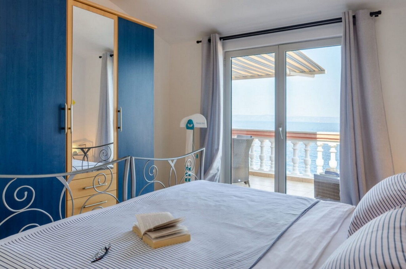 Two bedroom apartment near beach Prigradica, Korčula  A-a