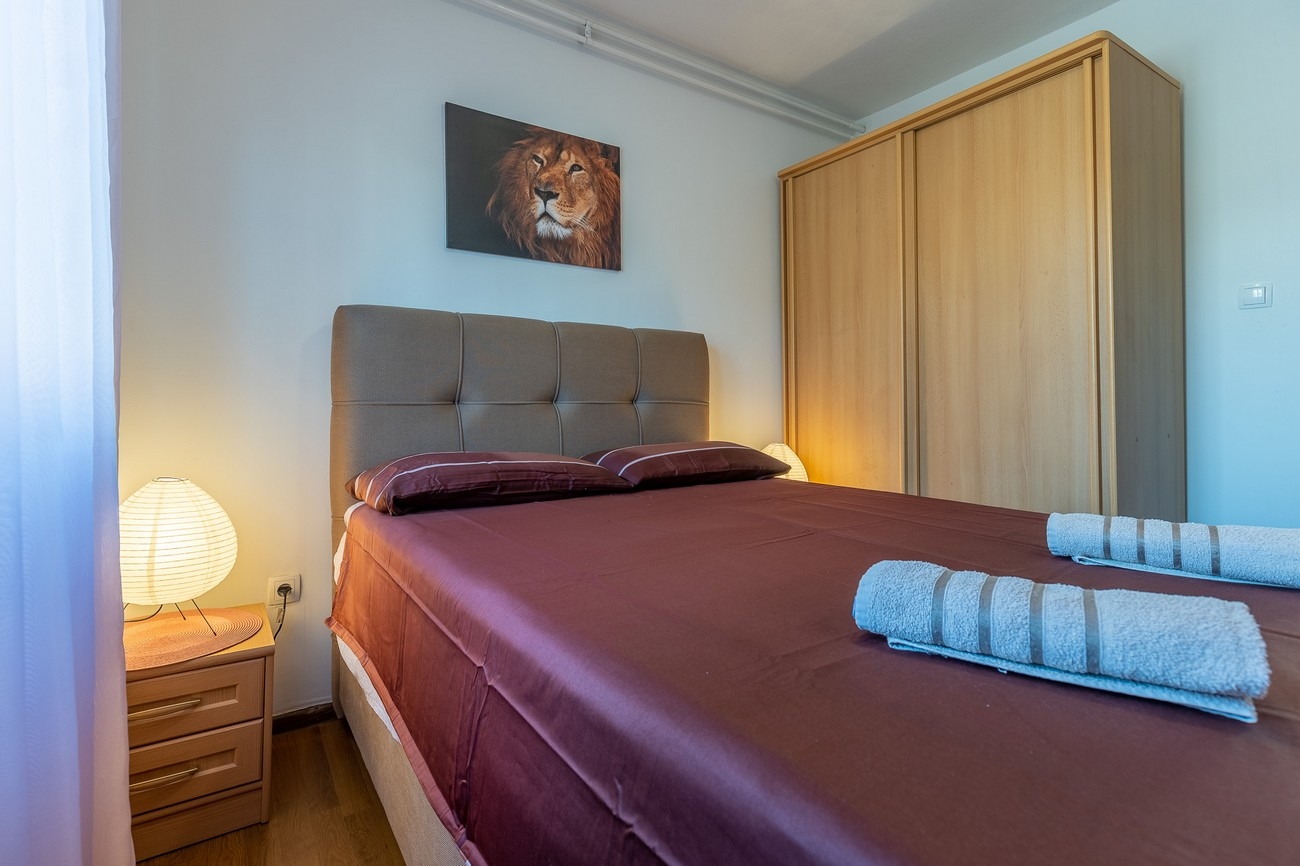 Two bedroom apartment with terrace Poreč  A-c
