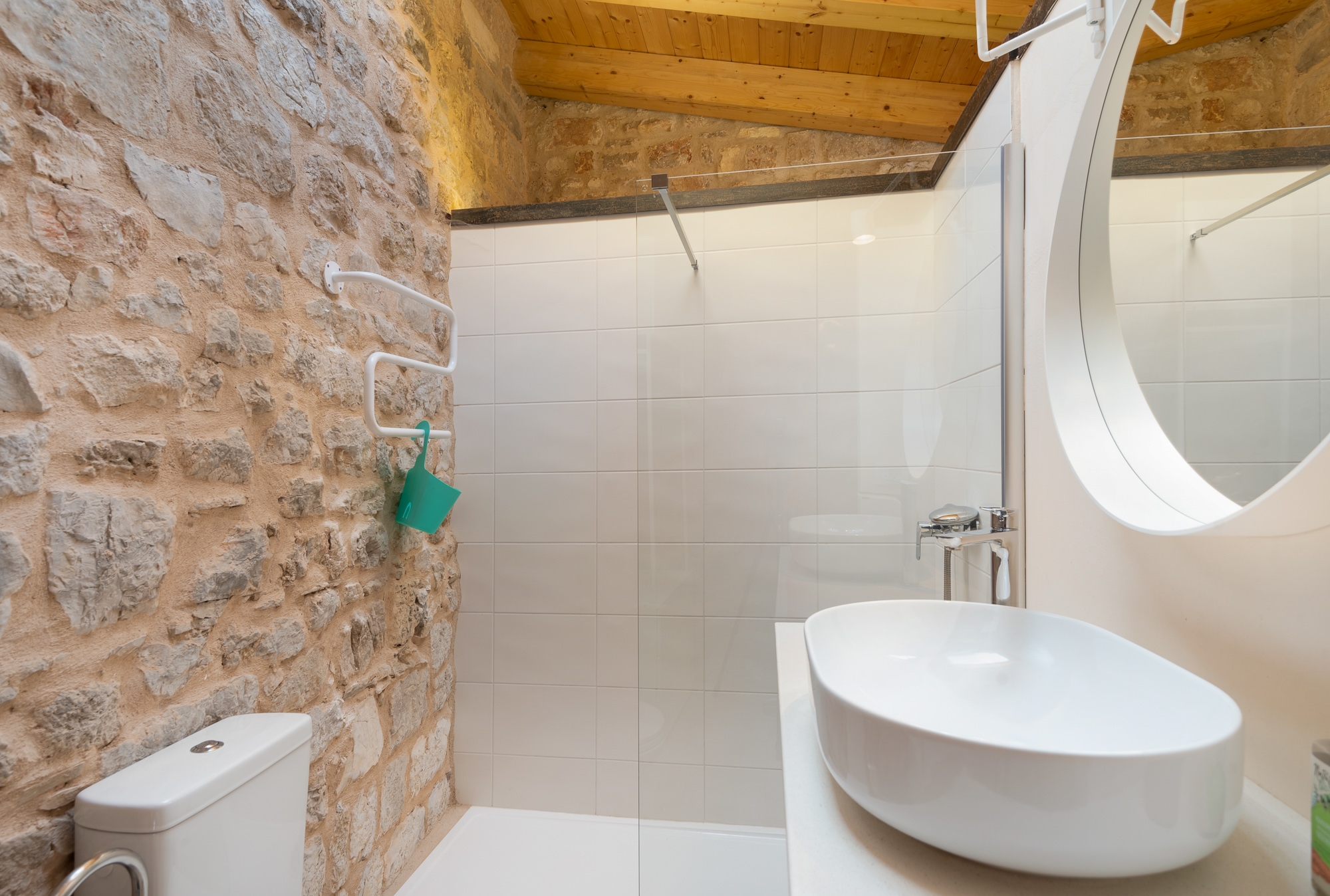 Three bedroom house with terrace and sea view Pitve, Hvar  K