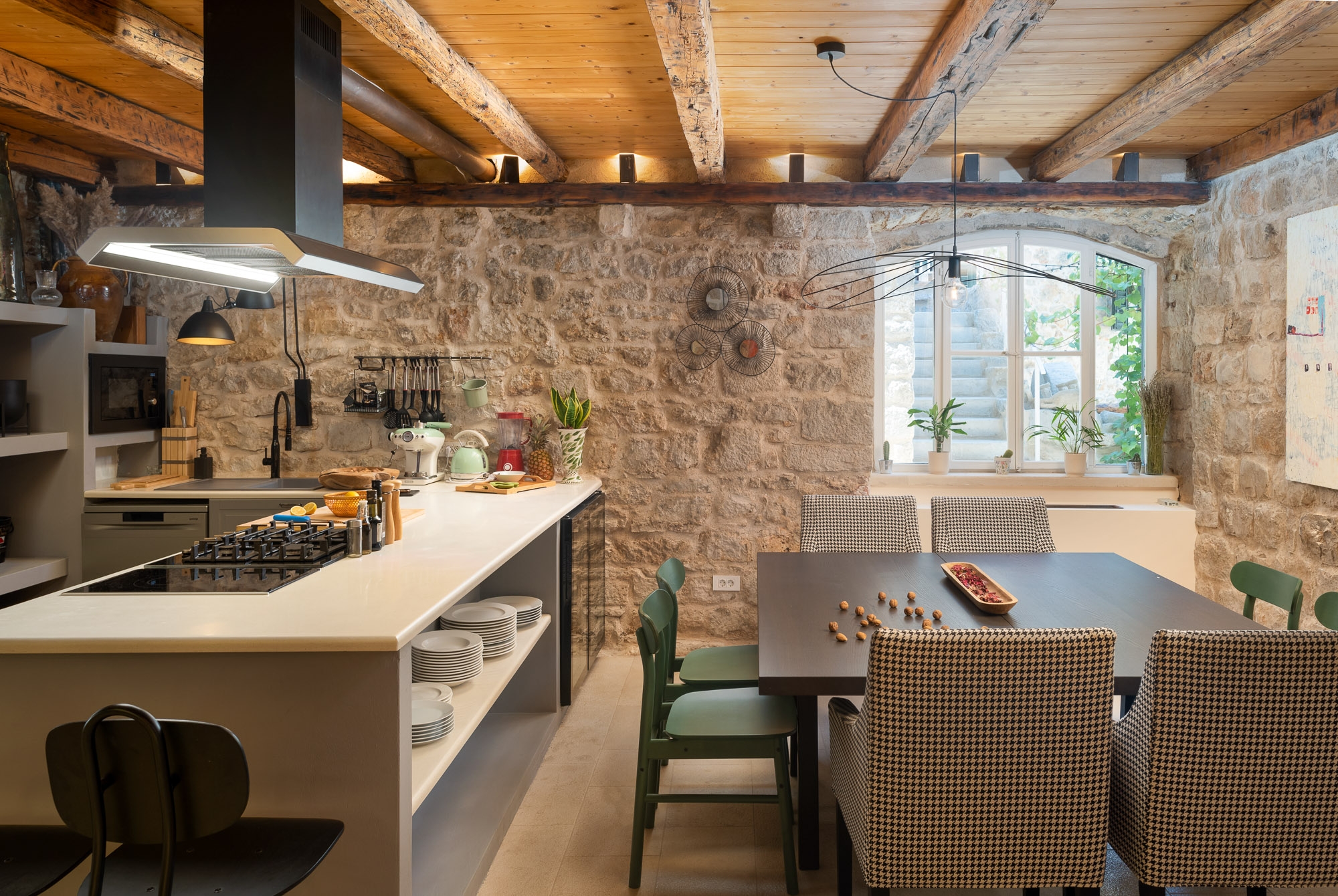Three bedroom house with terrace and sea view Pitve, Hvar  K