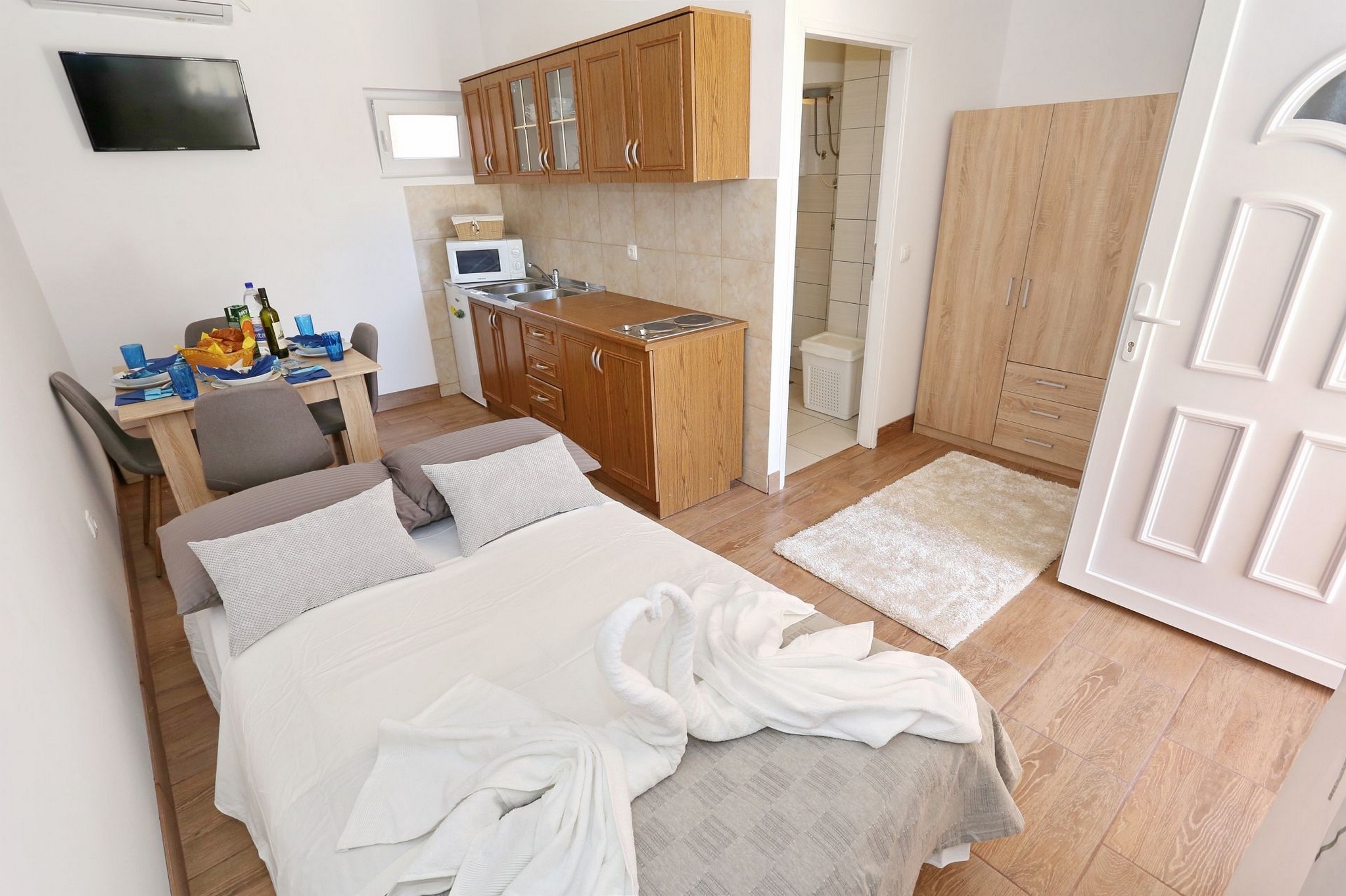 Studio flat with terrace Vir (AS-22134-a)