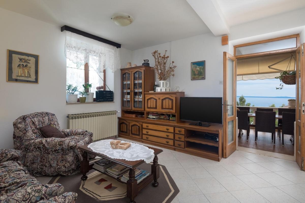 Comfortable and spacious house with terrace and sea view Sveta Nedilja, Hvar  K