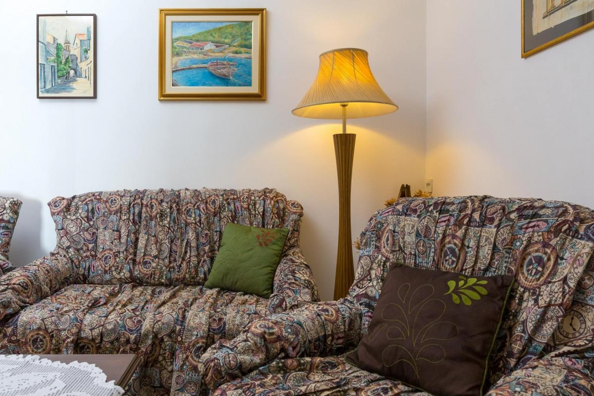 Comfortable and spacious house with terrace and sea view Sveta Nedilja, Hvar  K
