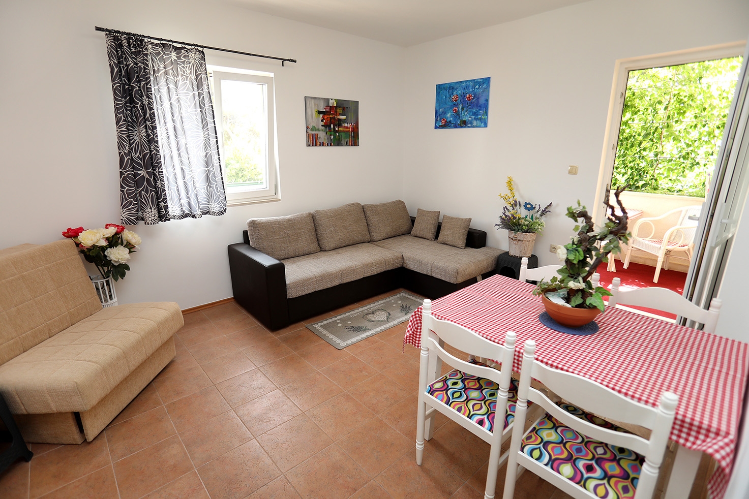 One bedroom apartment with balcony Okrug Gornji, Čiovo (A-22139-a) One bedroom apartment with balcony Okrug Gornji, Čiovo (A-22139-a)