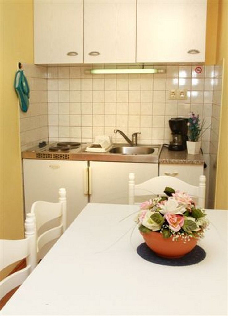 One bedroom apartment with balcony and sea view Okrug Gornji, Čiovo (A-22139-e)