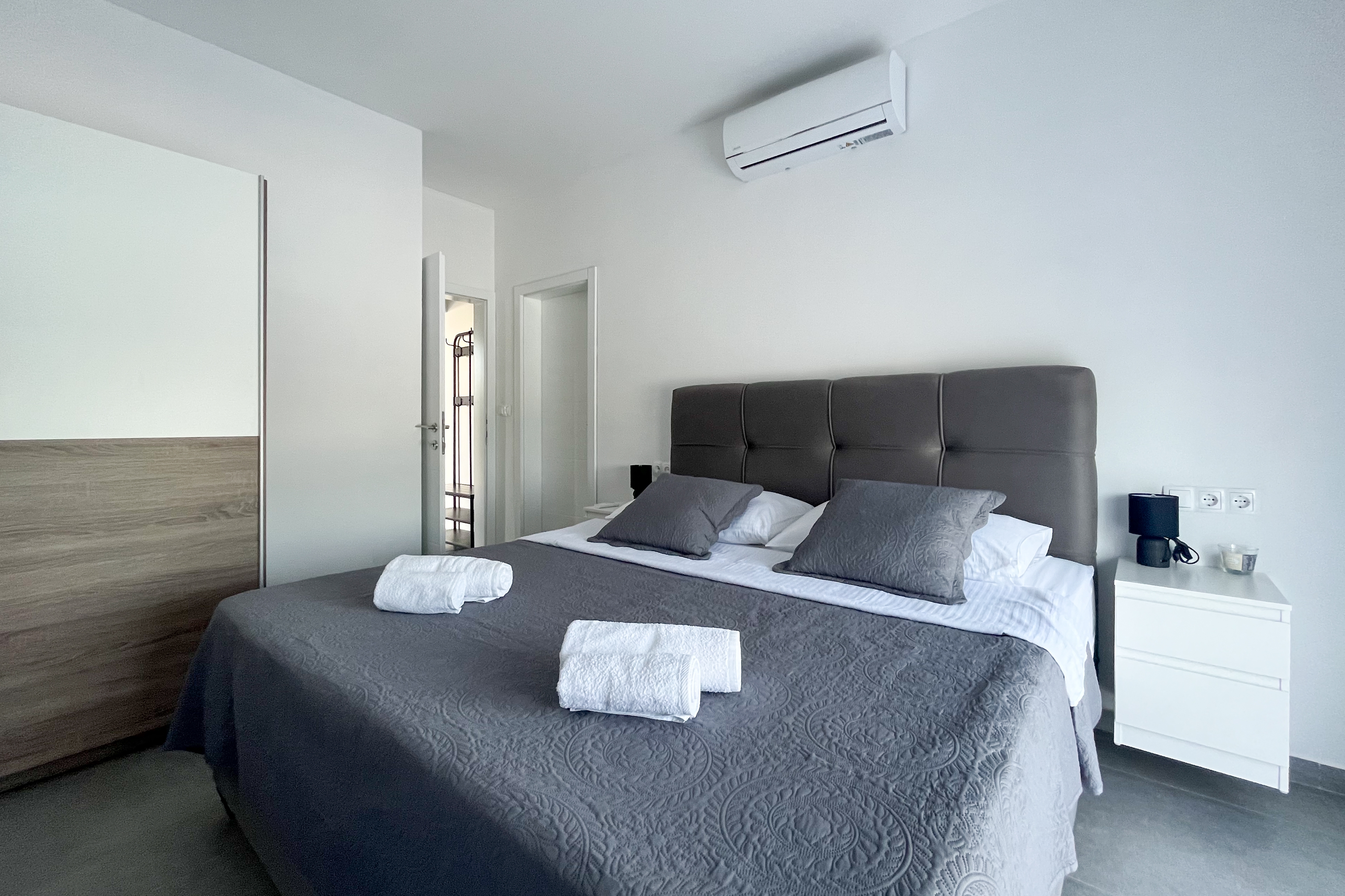 Four bedroom house with terrace Zadar  K