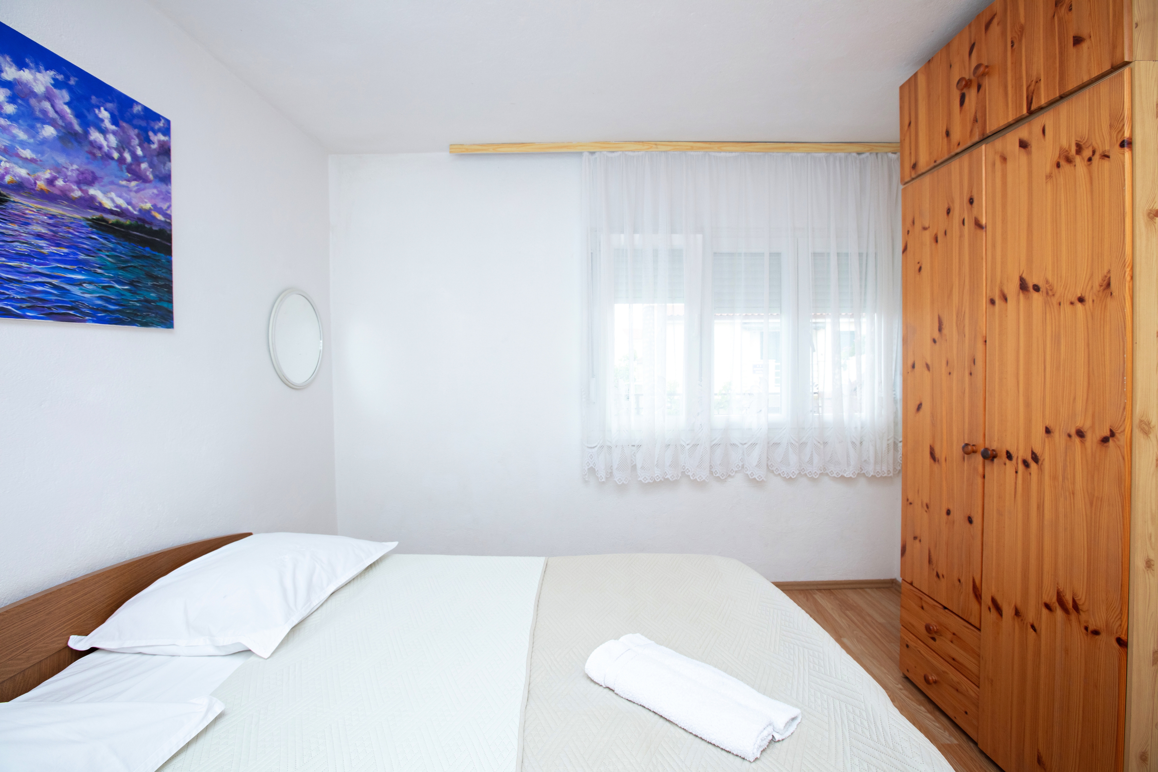 Three bedroom apartment with terrace Rogoznica  A-a