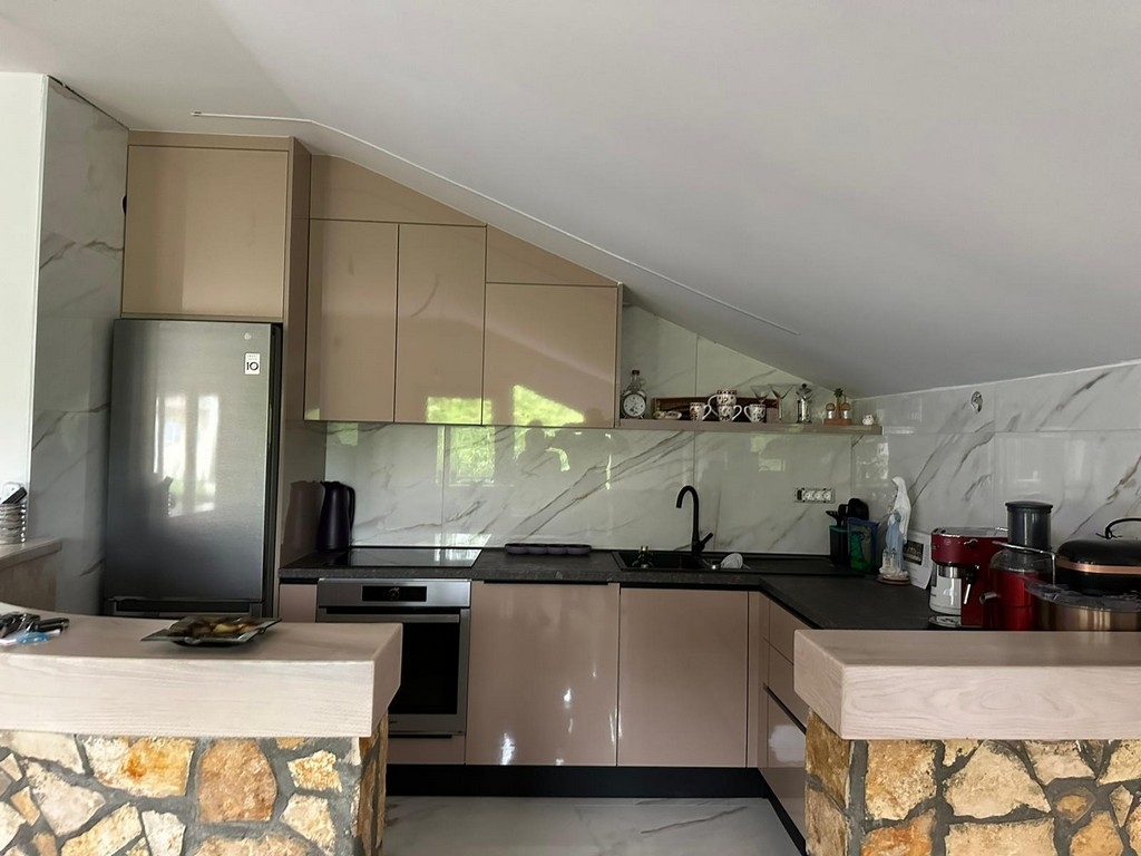 Three bedroom apartment with terrace Duga Resa, Karlovac  A-a