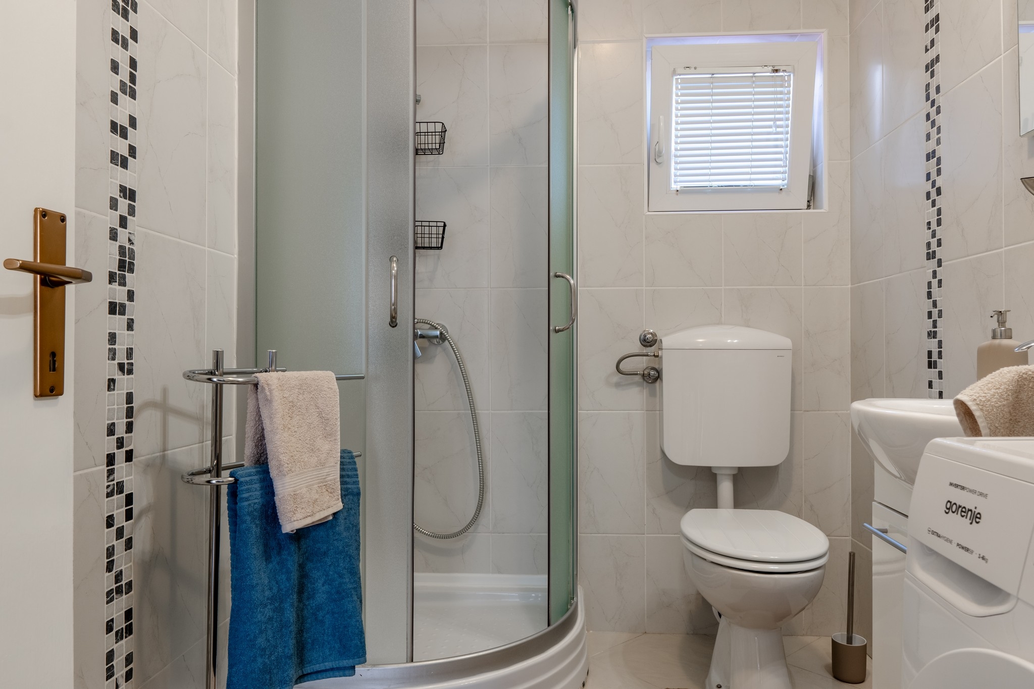 One bedroom apartment with air-conditioning Vir - Kozjak, Vir  A-a