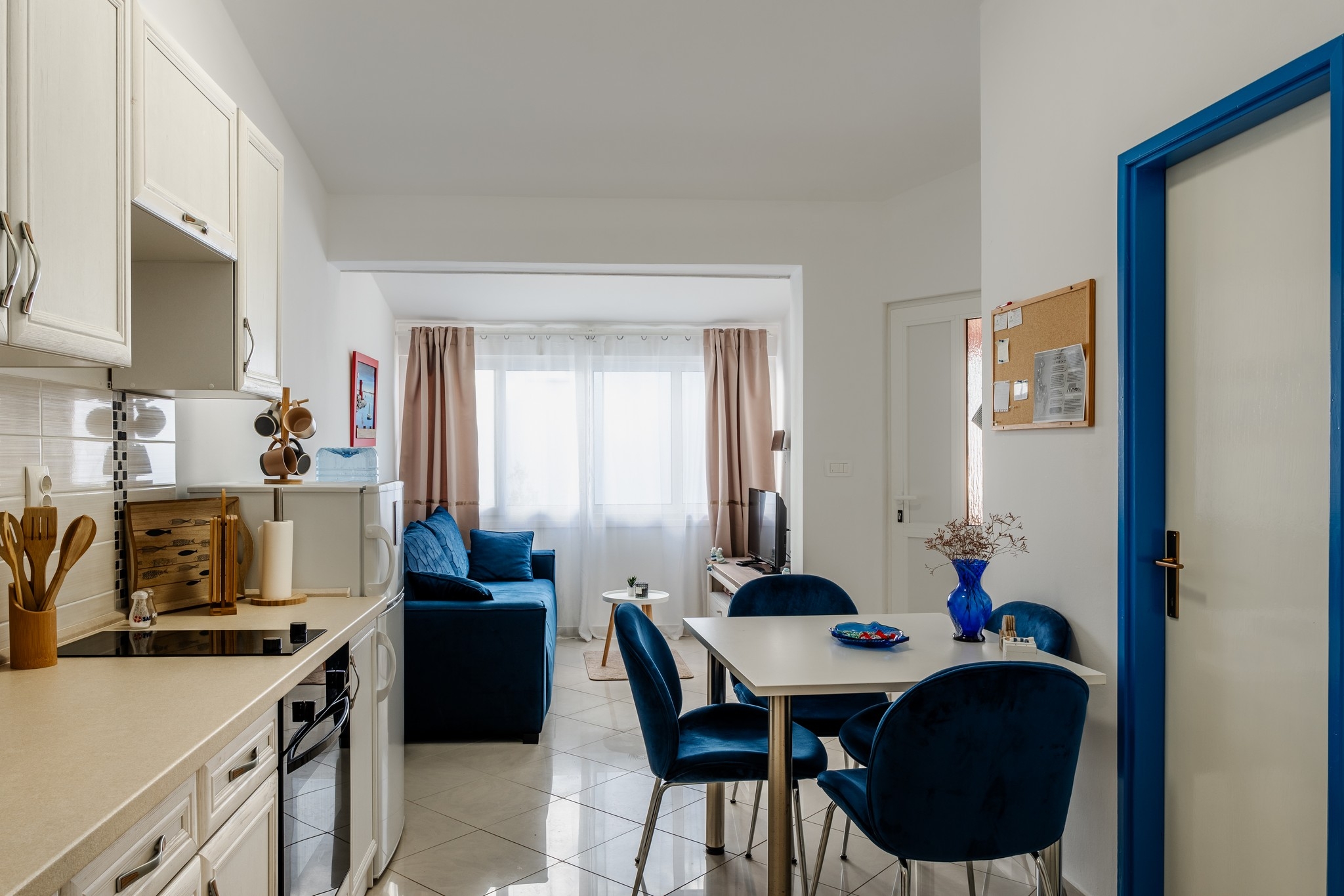 One bedroom apartment with air-conditioning Vir - Kozjak, Vir  A-a