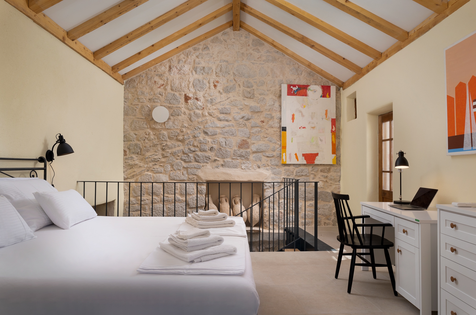 One bedroom house with balcony and sea view Pitve, Hvar  K